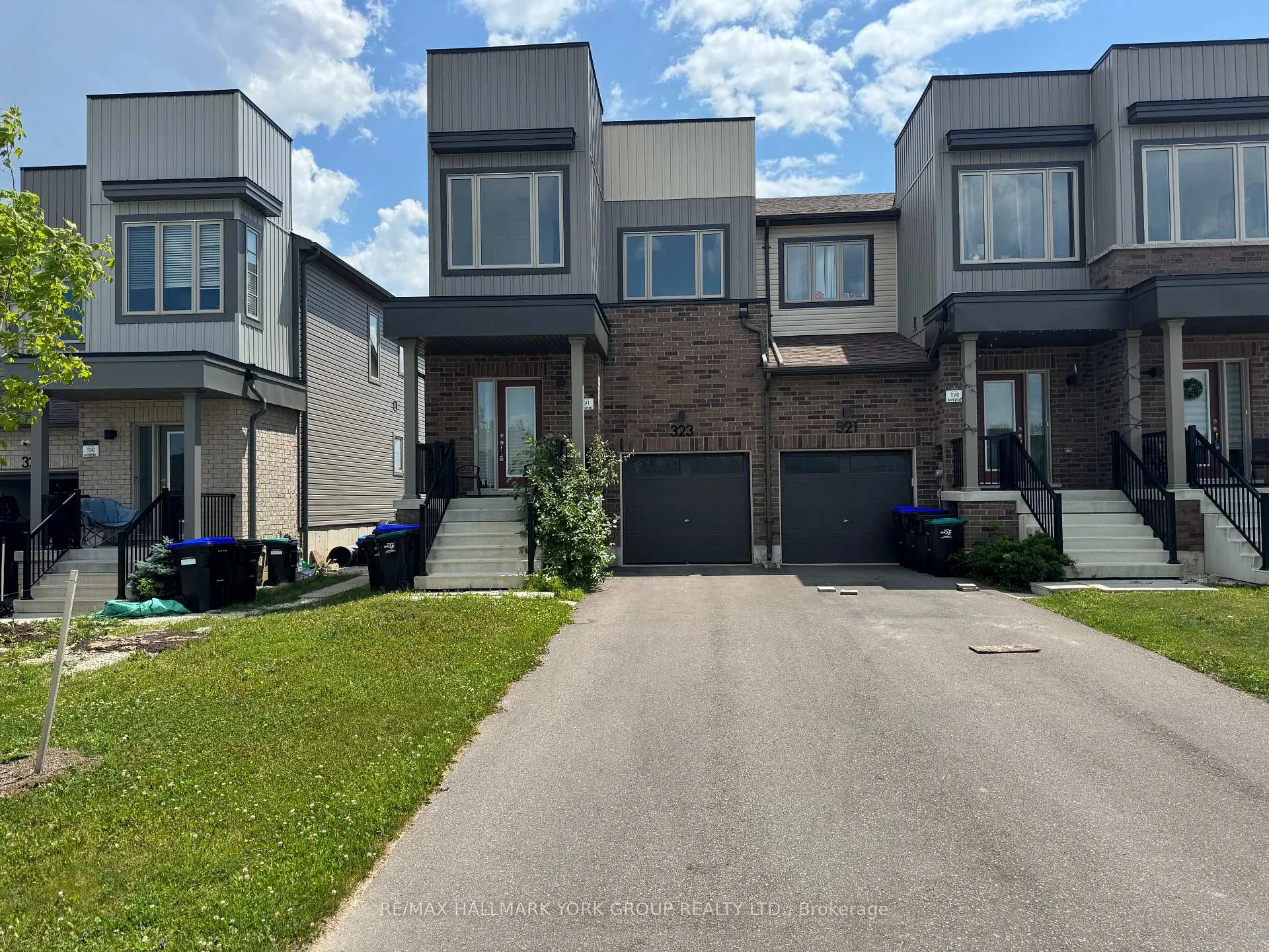 Photo 2 of 323 Atkinson Street, Clearview, Stayner — HOMEH