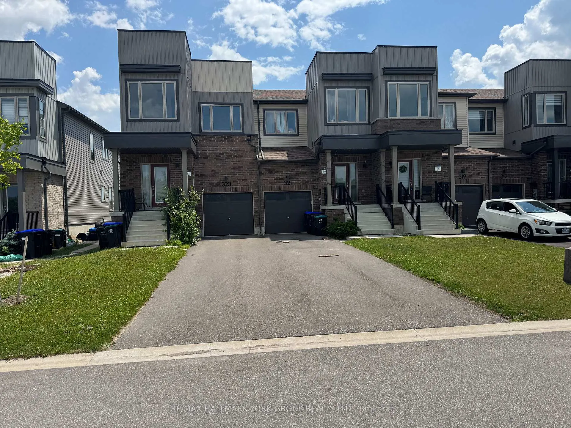 Photo 4 of 323 Atkinson Street, Clearview, Stayner — HOMEH