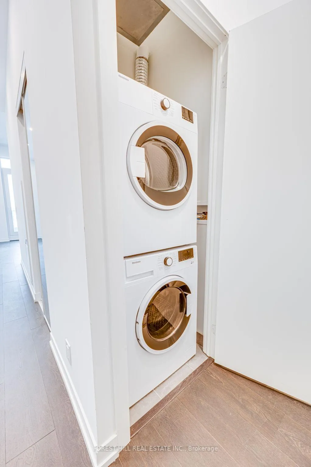 Photo 7 of Unit 926, 2020 Bathurst Street, Toronto, Humewood-Cedarvale — HOMEH
