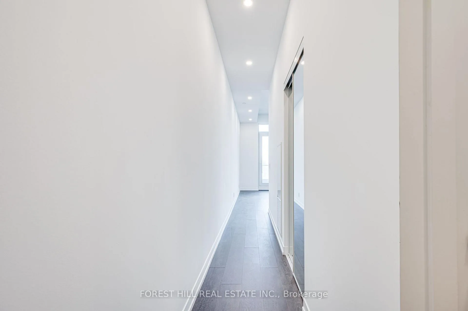 Photo 11 of Unit 926, 2020 Bathurst Street, Toronto, Humewood-Cedarvale — HOMEH