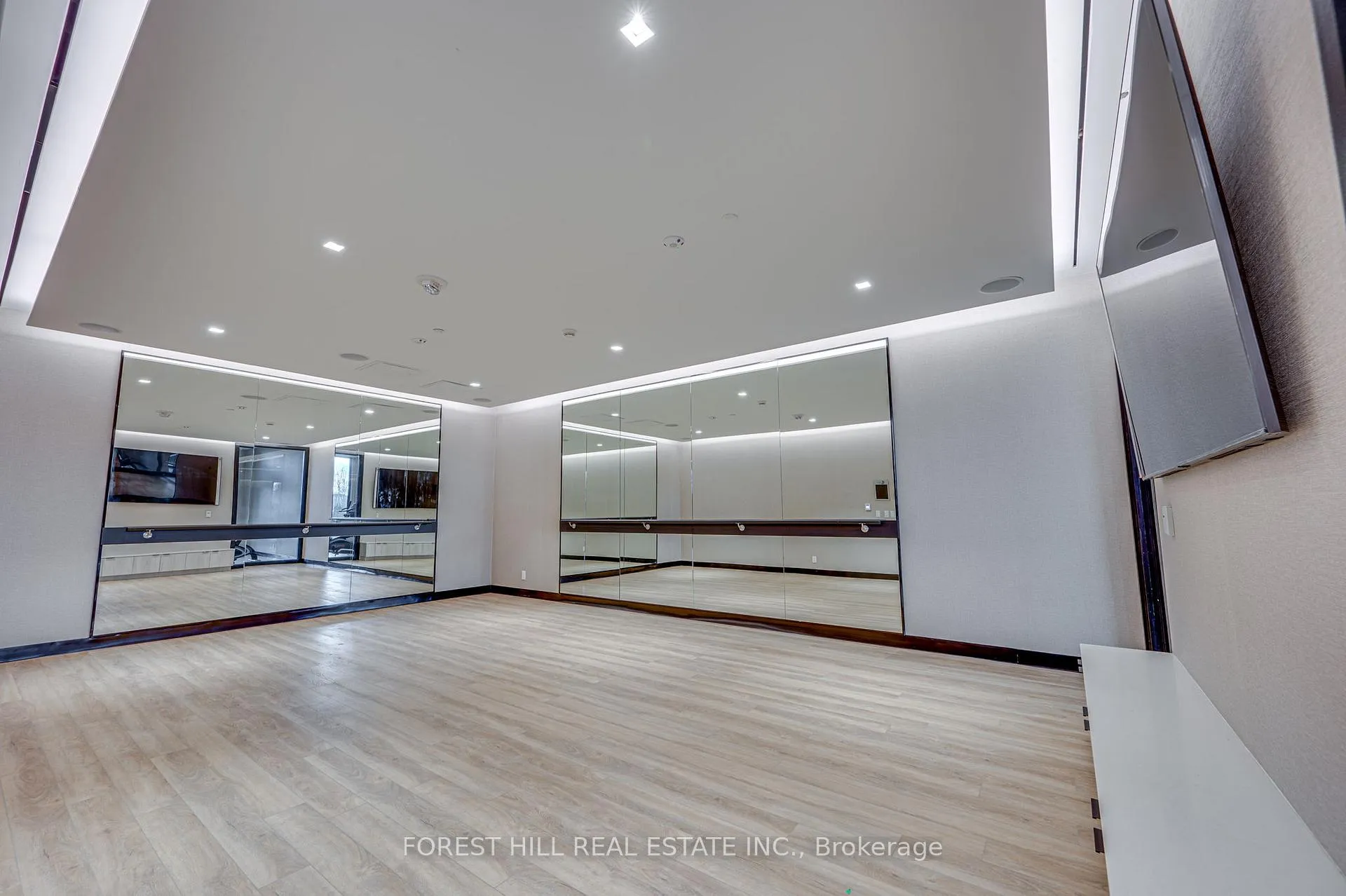 Photo 37 of Unit 926, 2020 Bathurst Street, Toronto, Humewood-Cedarvale — HOMEH