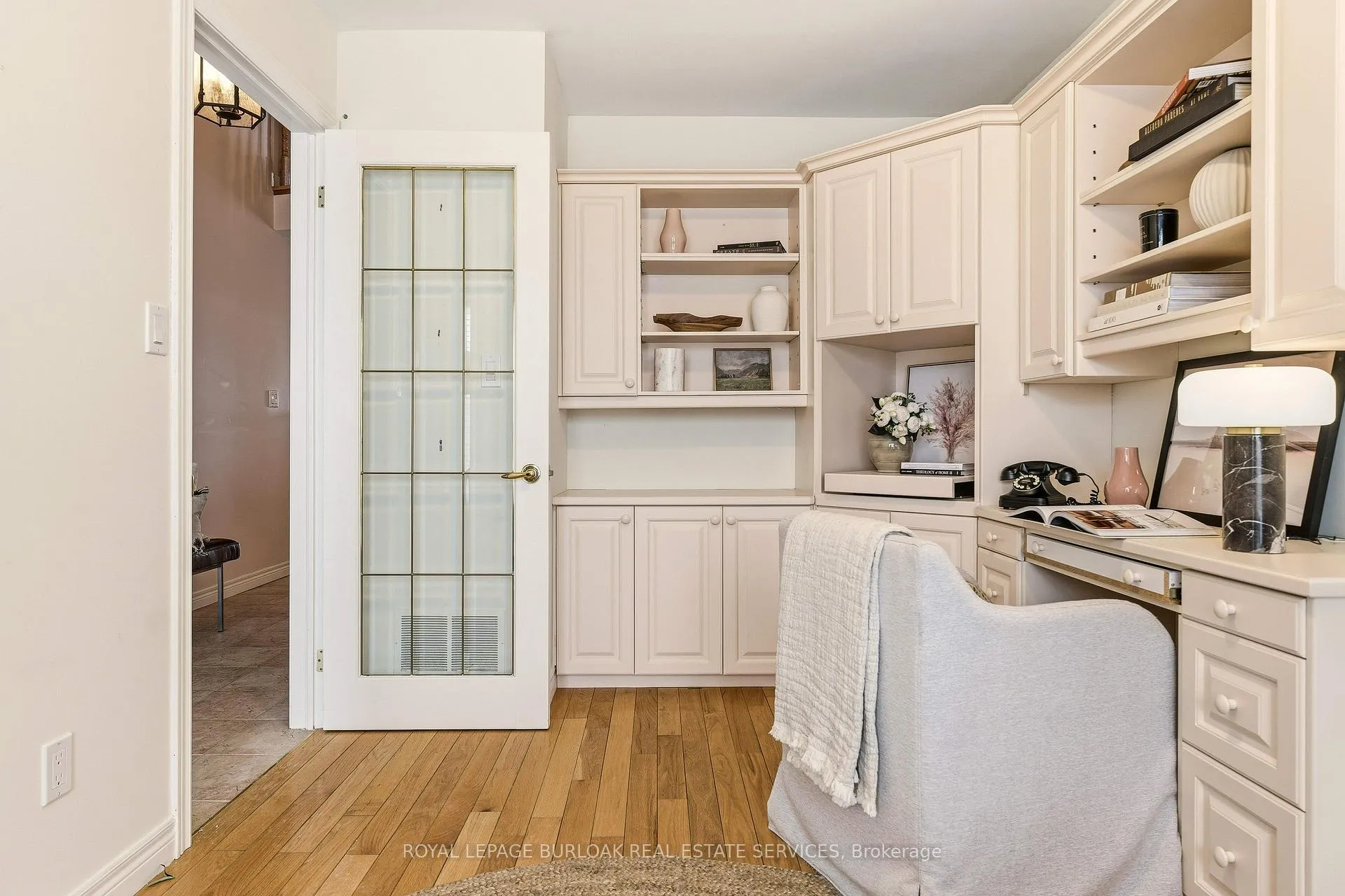 Photo 8 of Unit 30, 47 Main Street N, Hamilton, Waterdown — HOMEH