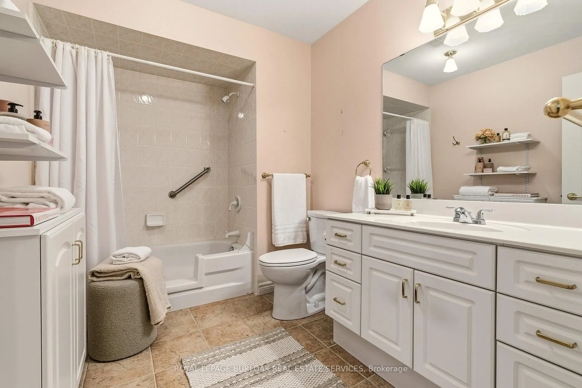 Photo 32 of Unit 30, 47 Main Street N, Hamilton, Waterdown — HOMEH