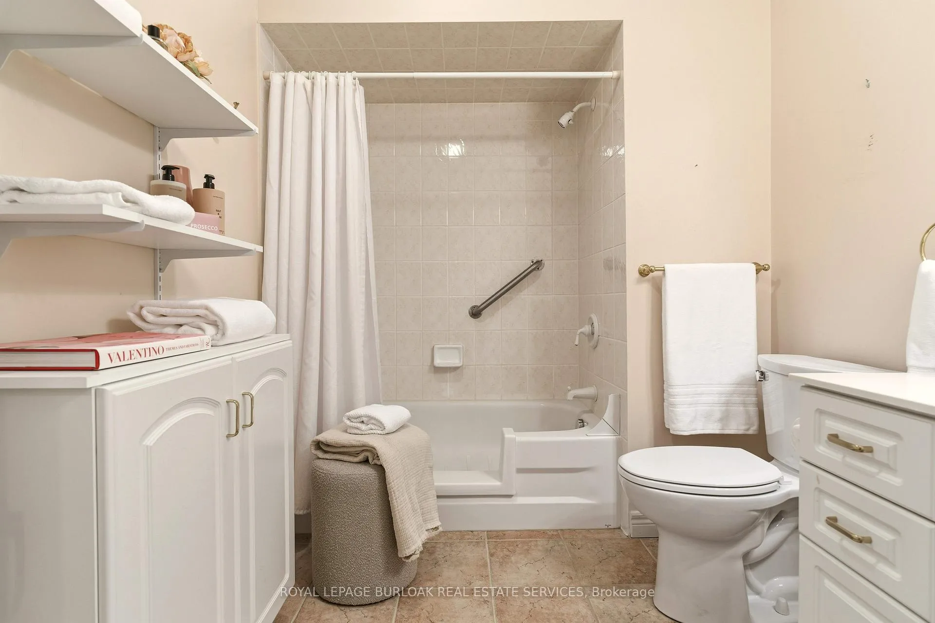 Photo 33 of Unit 30, 47 Main Street N, Hamilton, Waterdown — HOMEH