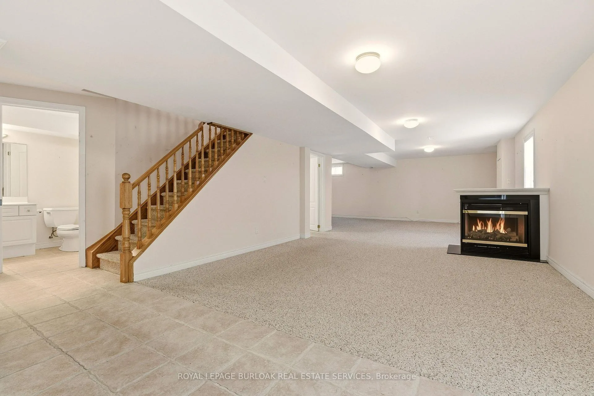 Photo 35 of Unit 30, 47 Main Street N, Hamilton, Waterdown — HOMEH