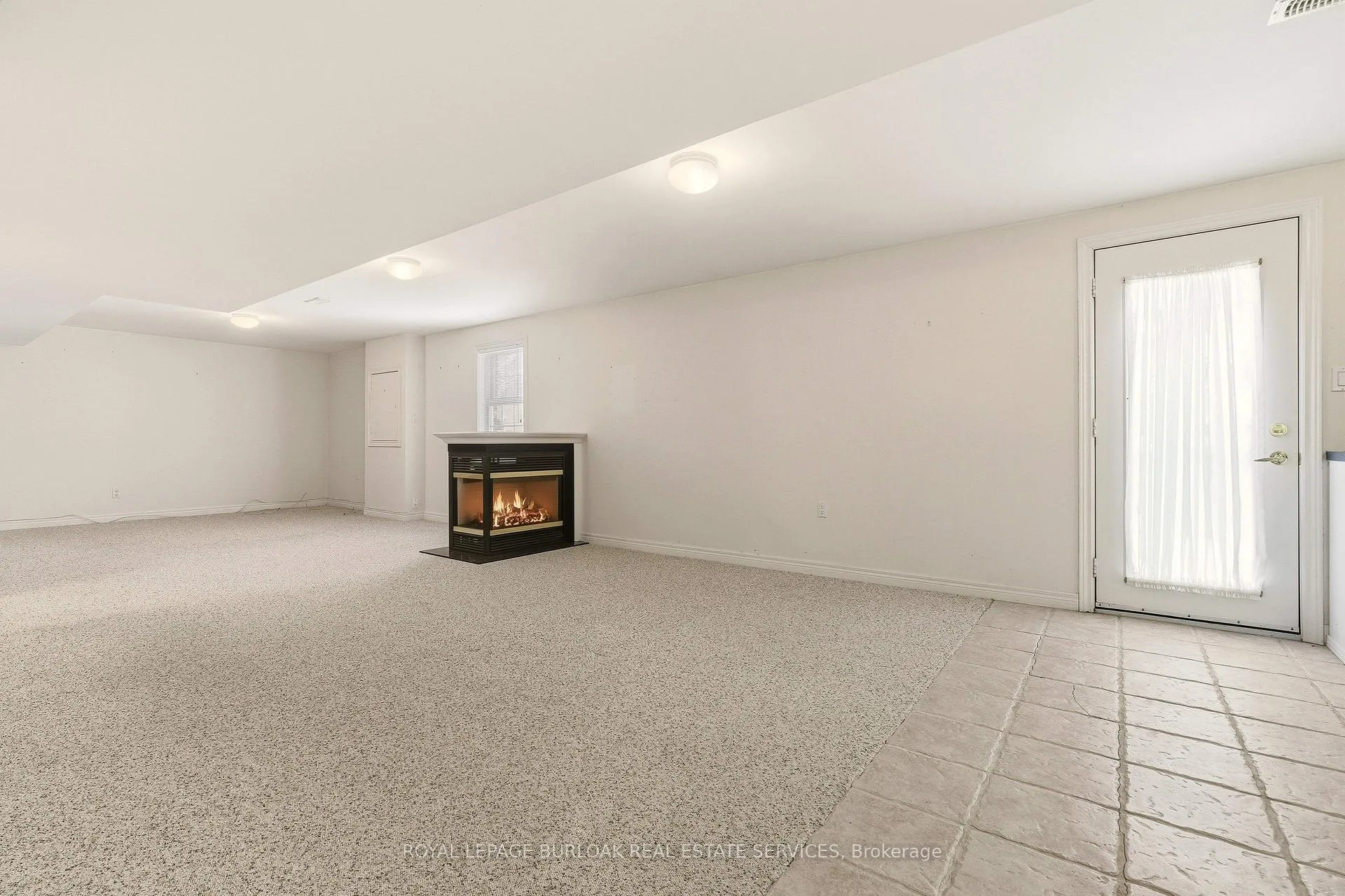 Photo 38 of Unit 30, 47 Main Street N, Hamilton, Waterdown — HOMEH