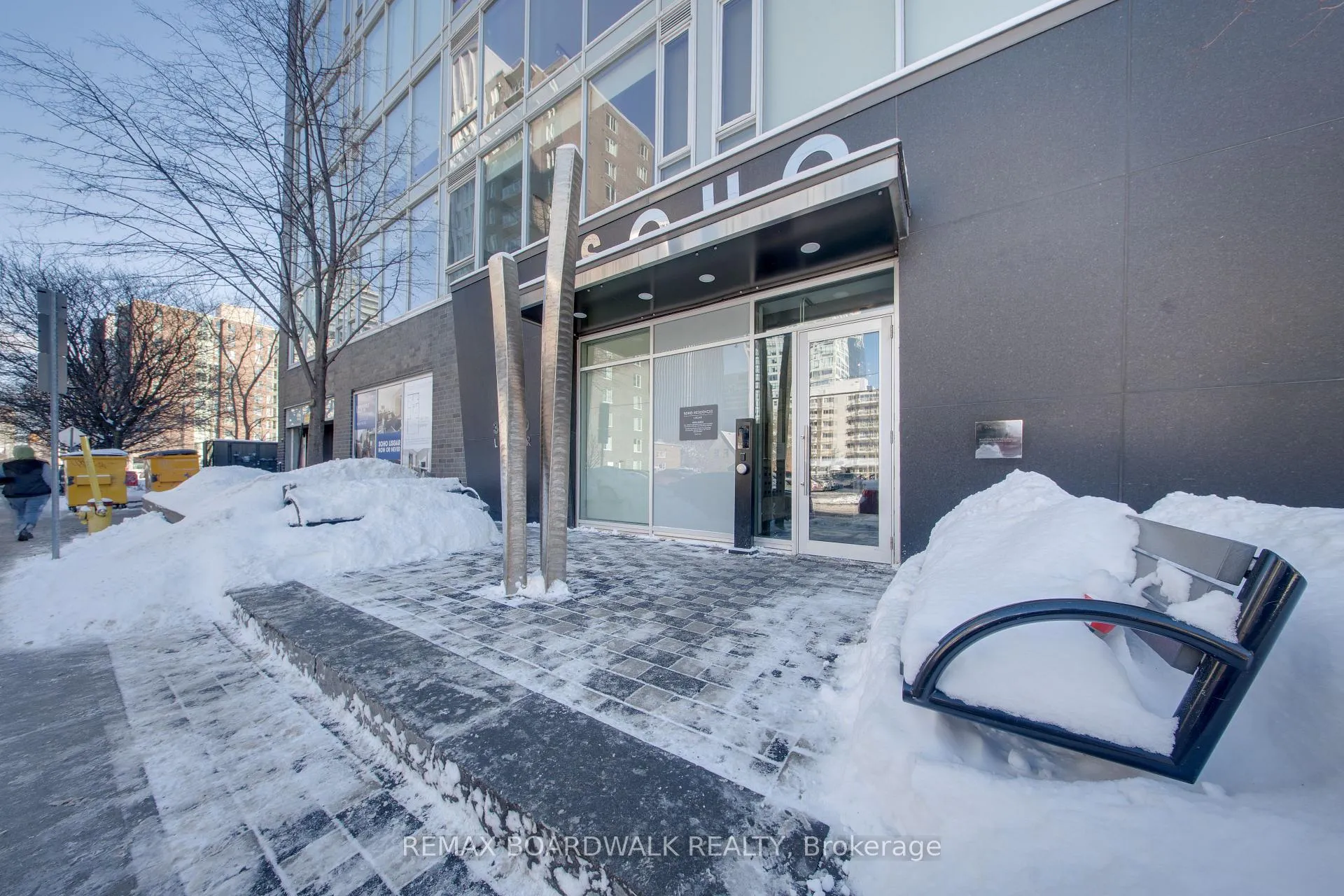 Photo 2 of Unit 803, 300 Lisgar Street, Ottawa, Ottawa Centre — HOMEH