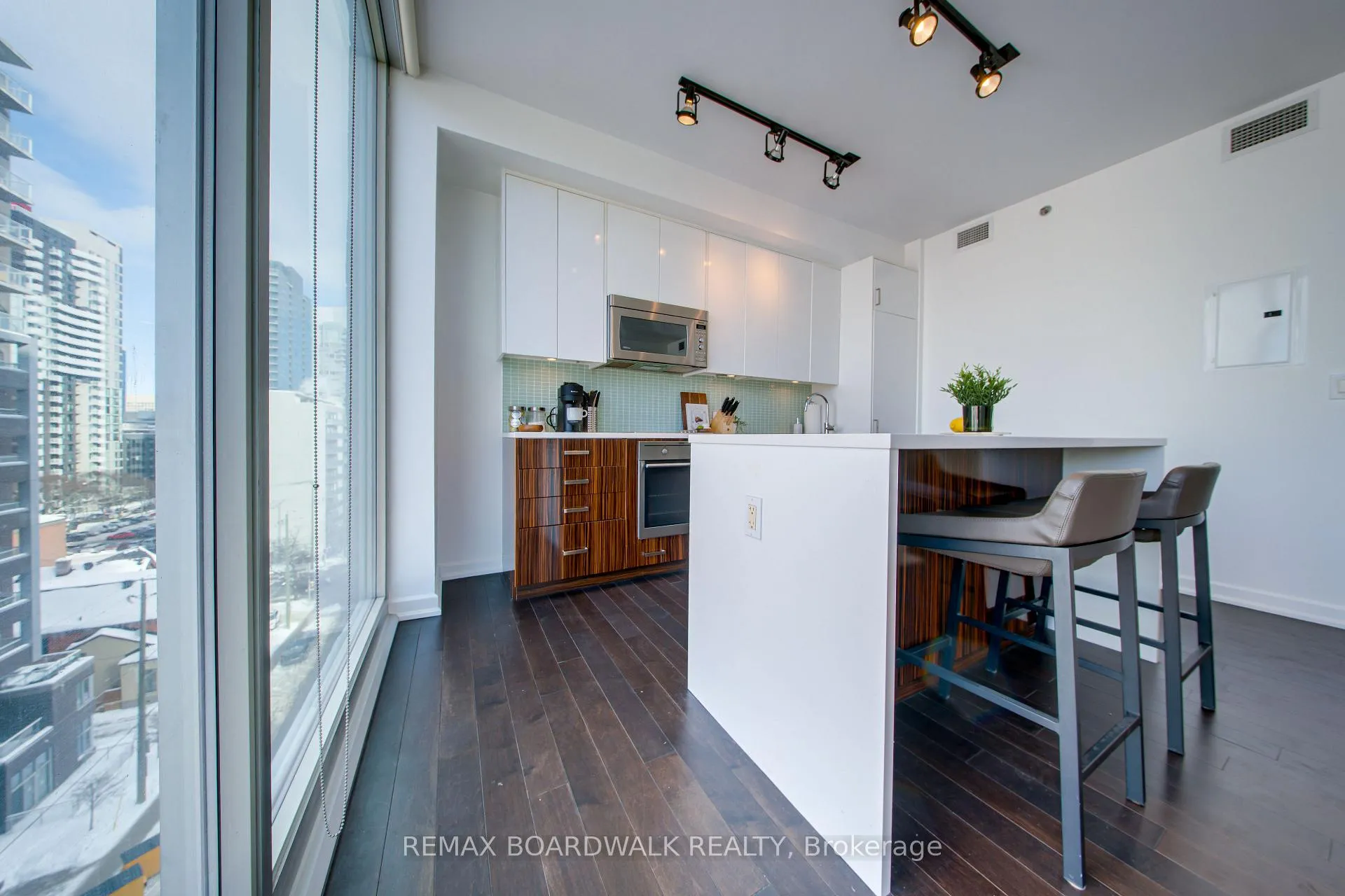 Photo 13 of Unit 803, 300 Lisgar Street, Ottawa, Ottawa Centre — HOMEH