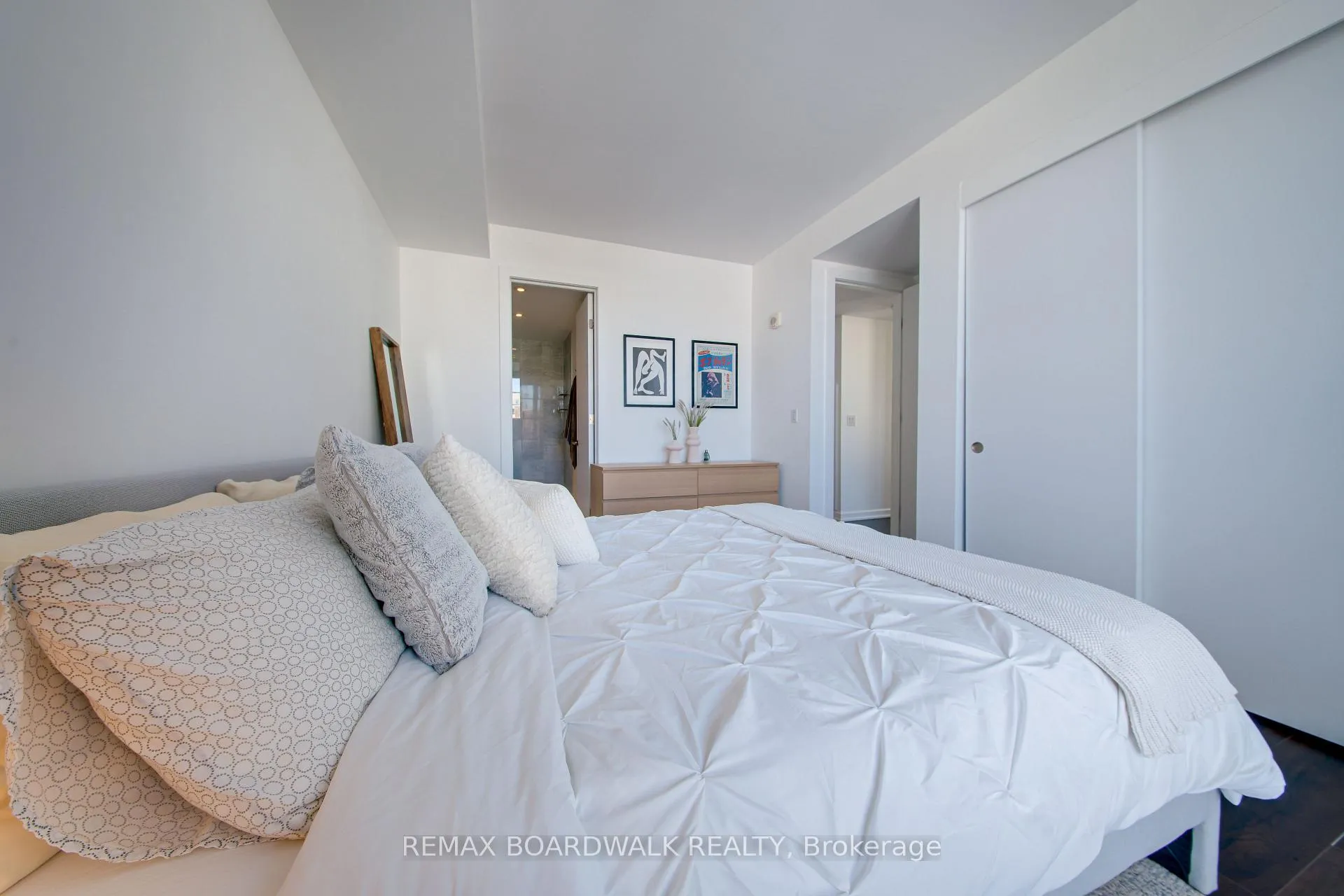 Photo 29 of Unit 803, 300 Lisgar Street, Ottawa, Ottawa Centre — HOMEH