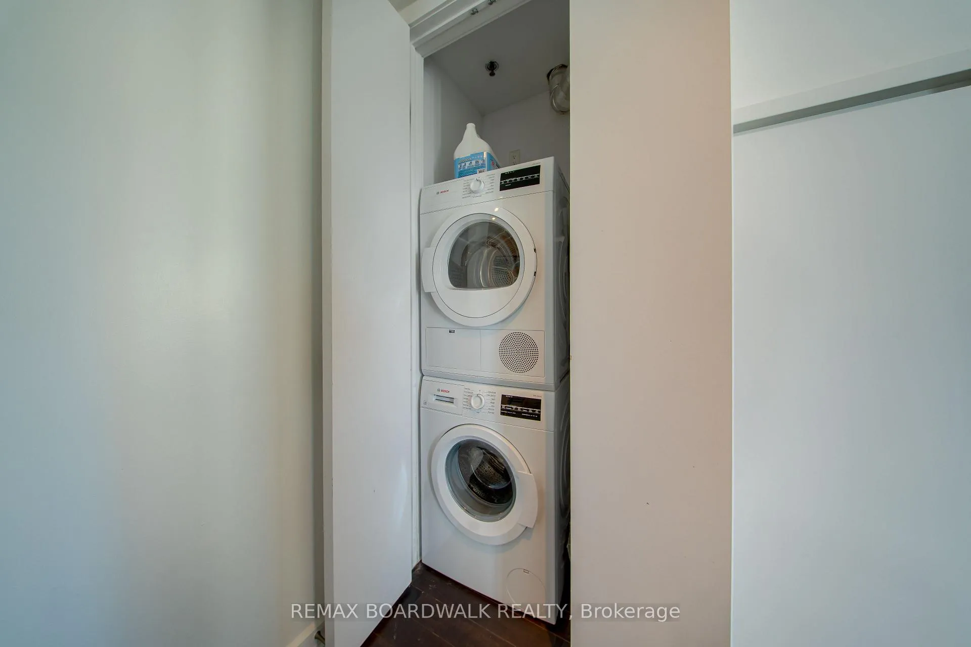 Photo 37 of Unit 803, 300 Lisgar Street, Ottawa, Ottawa Centre — HOMEH