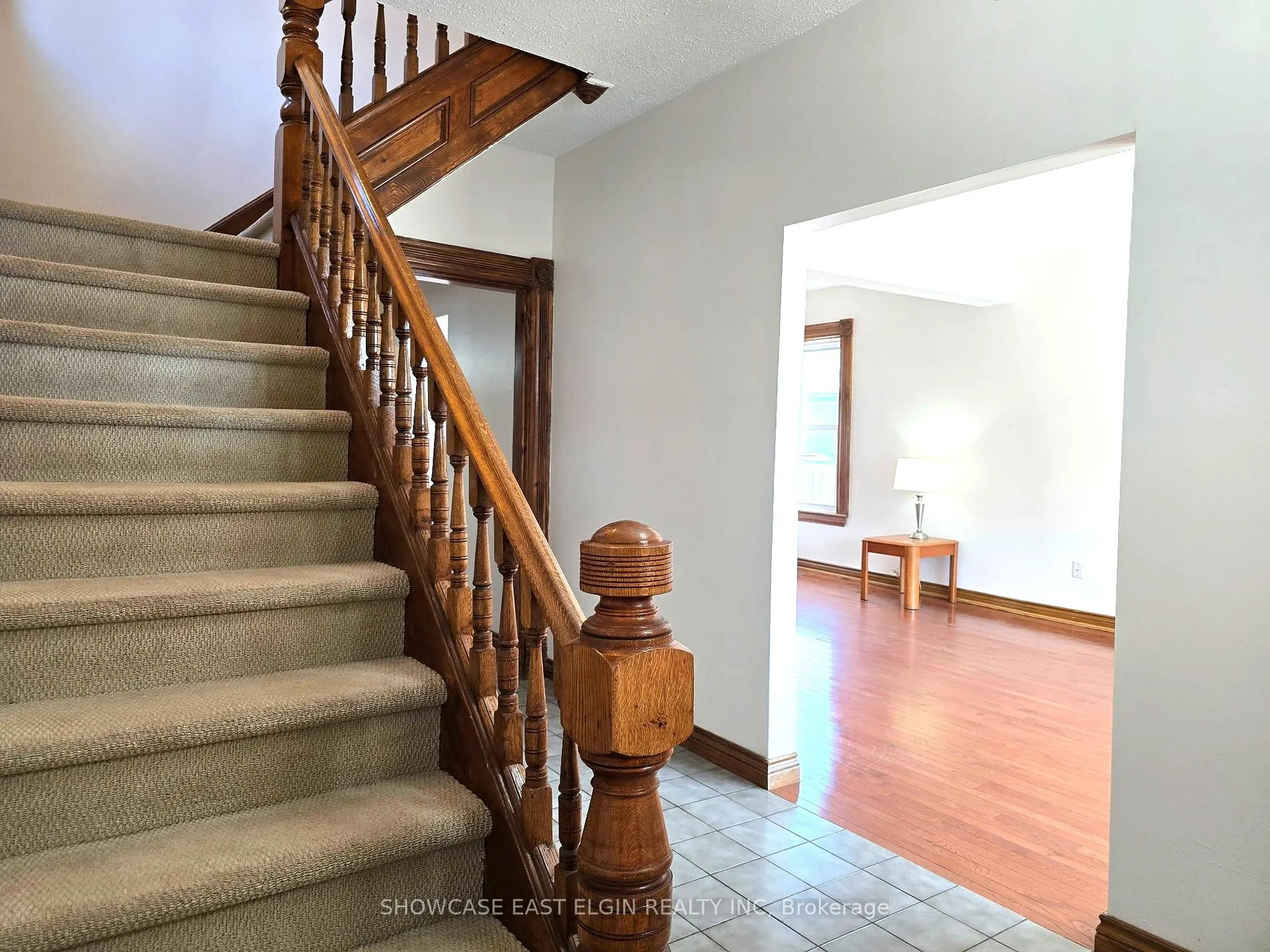 Photo 2 of 45 Pine Street E, Aylmer — HOMEH
