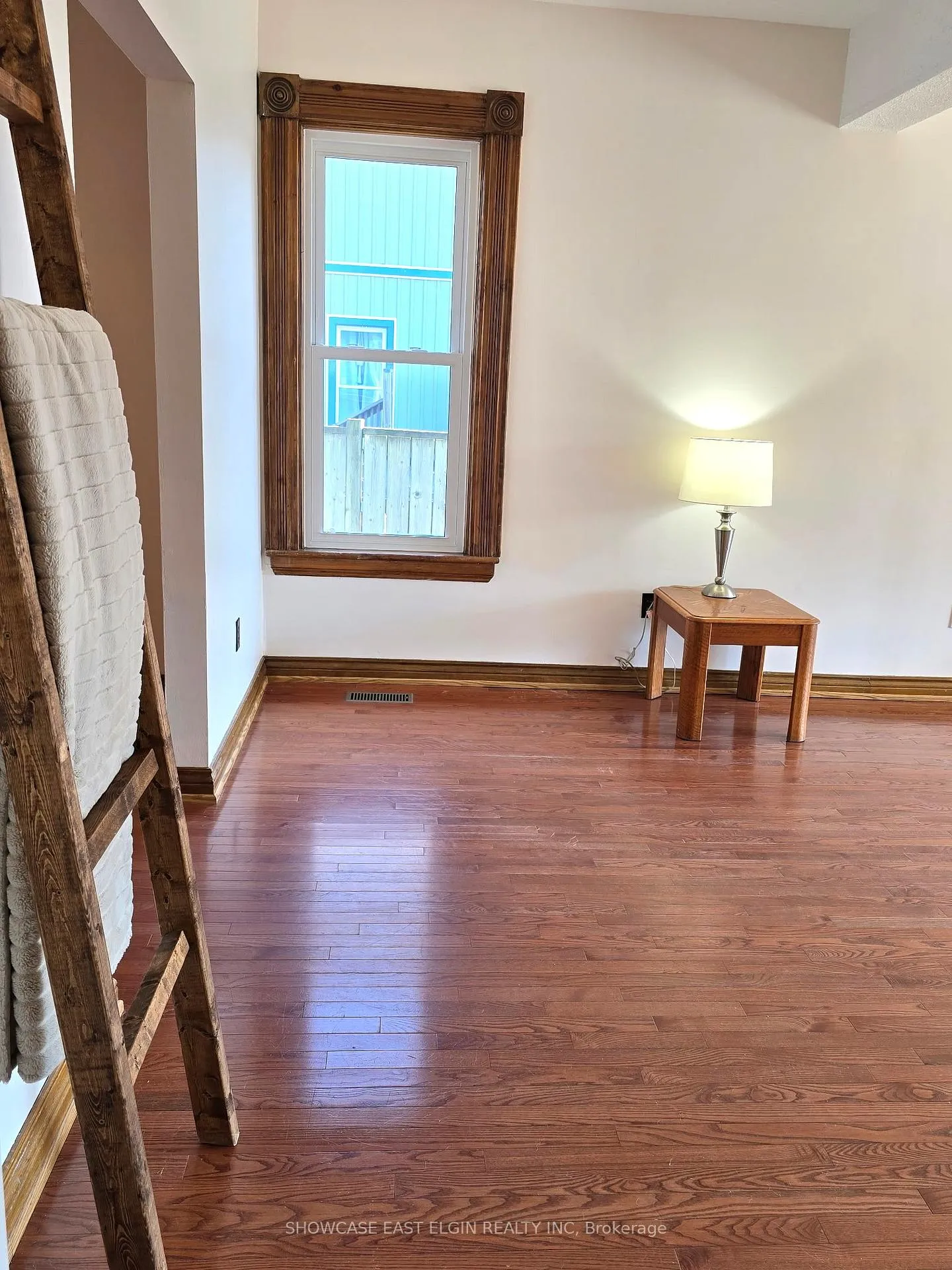 Photo 5 of 45 Pine Street E, Aylmer — HOMEH