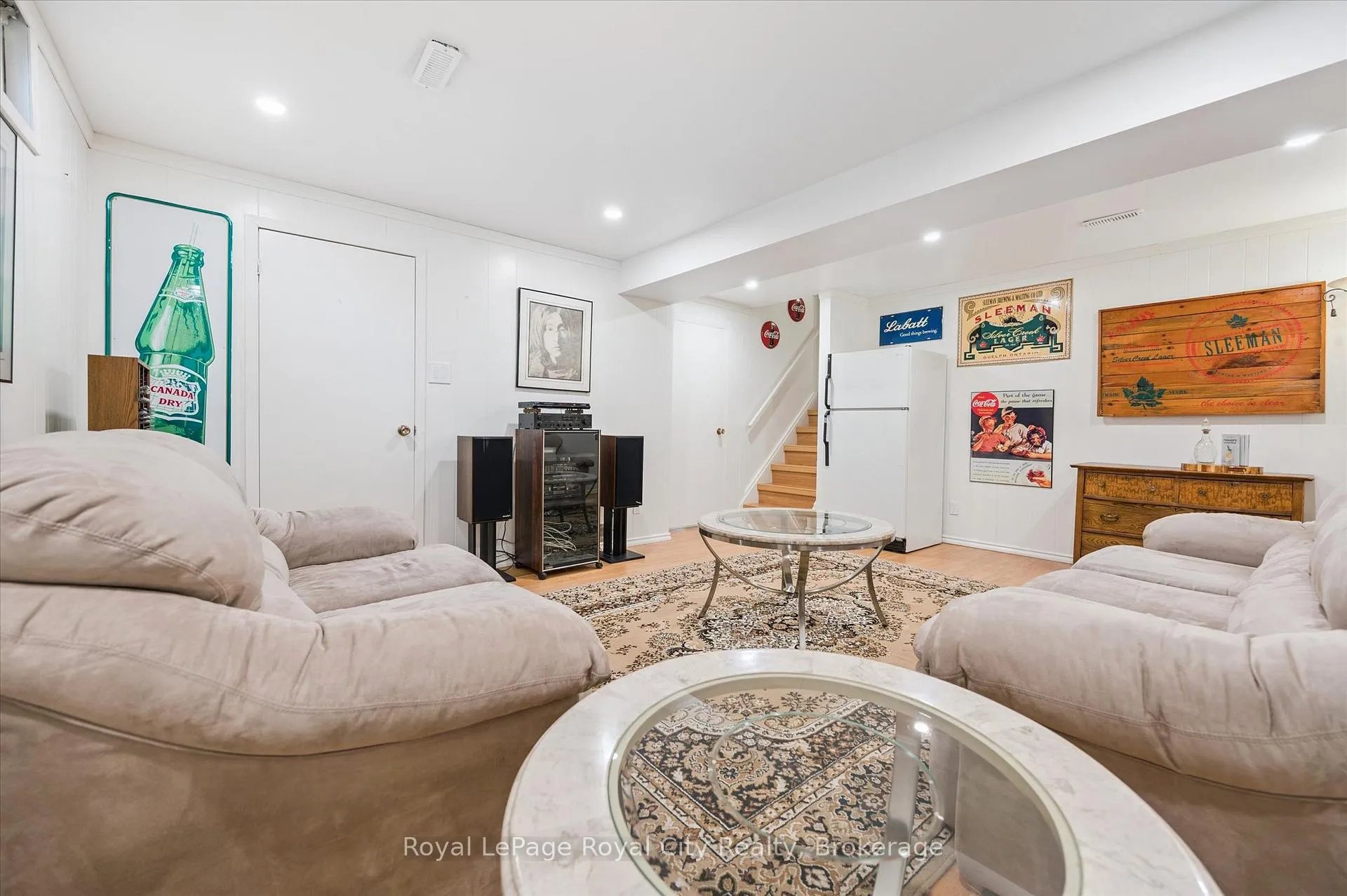Photo 30 of 47 Argyle Drive, Guelph, Dovercliffe Park/Old University — HOMEH
