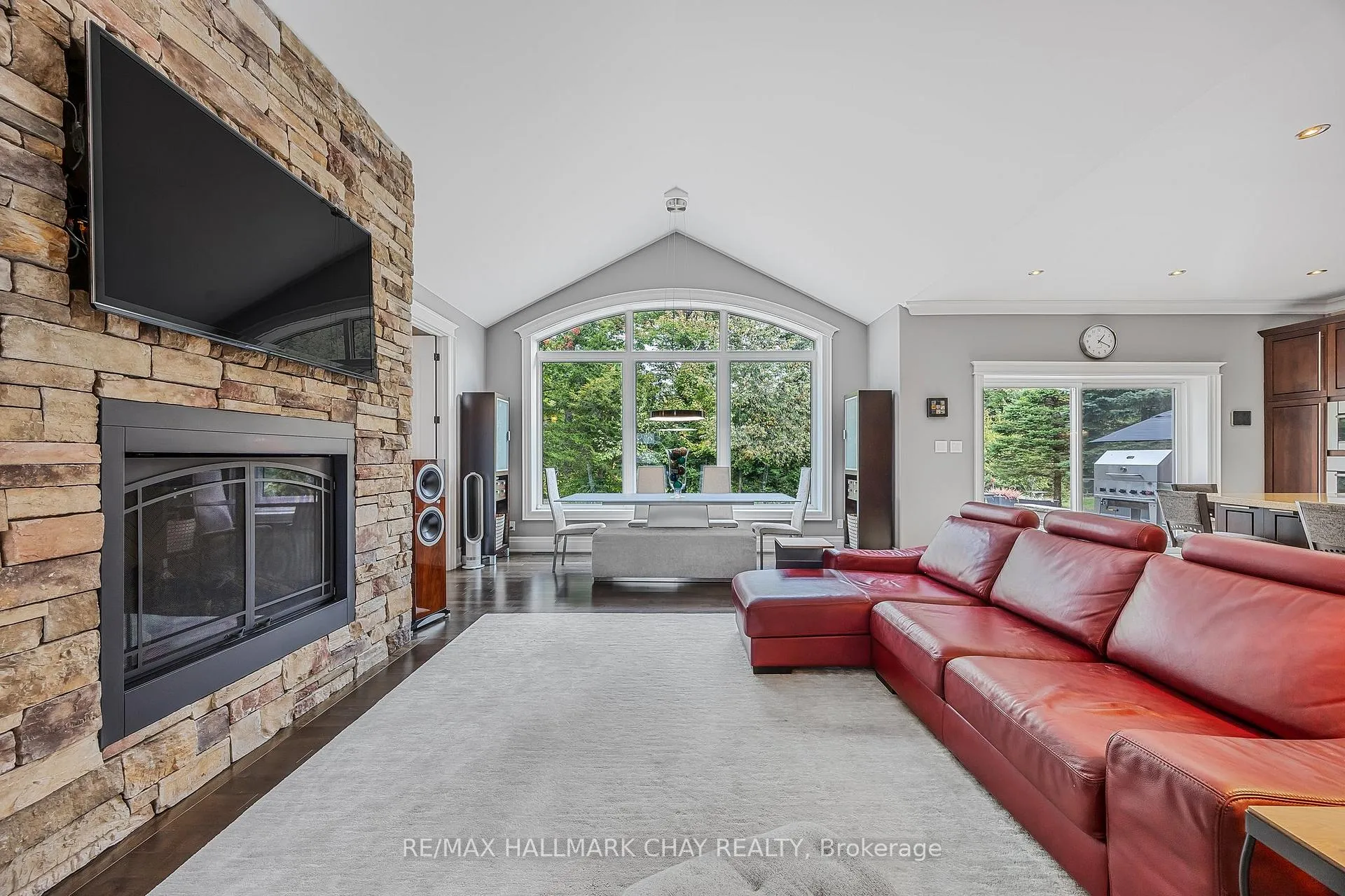 Photo 5 of 36 Lilac Lane, Springwater, Midhurst — HOMEH
