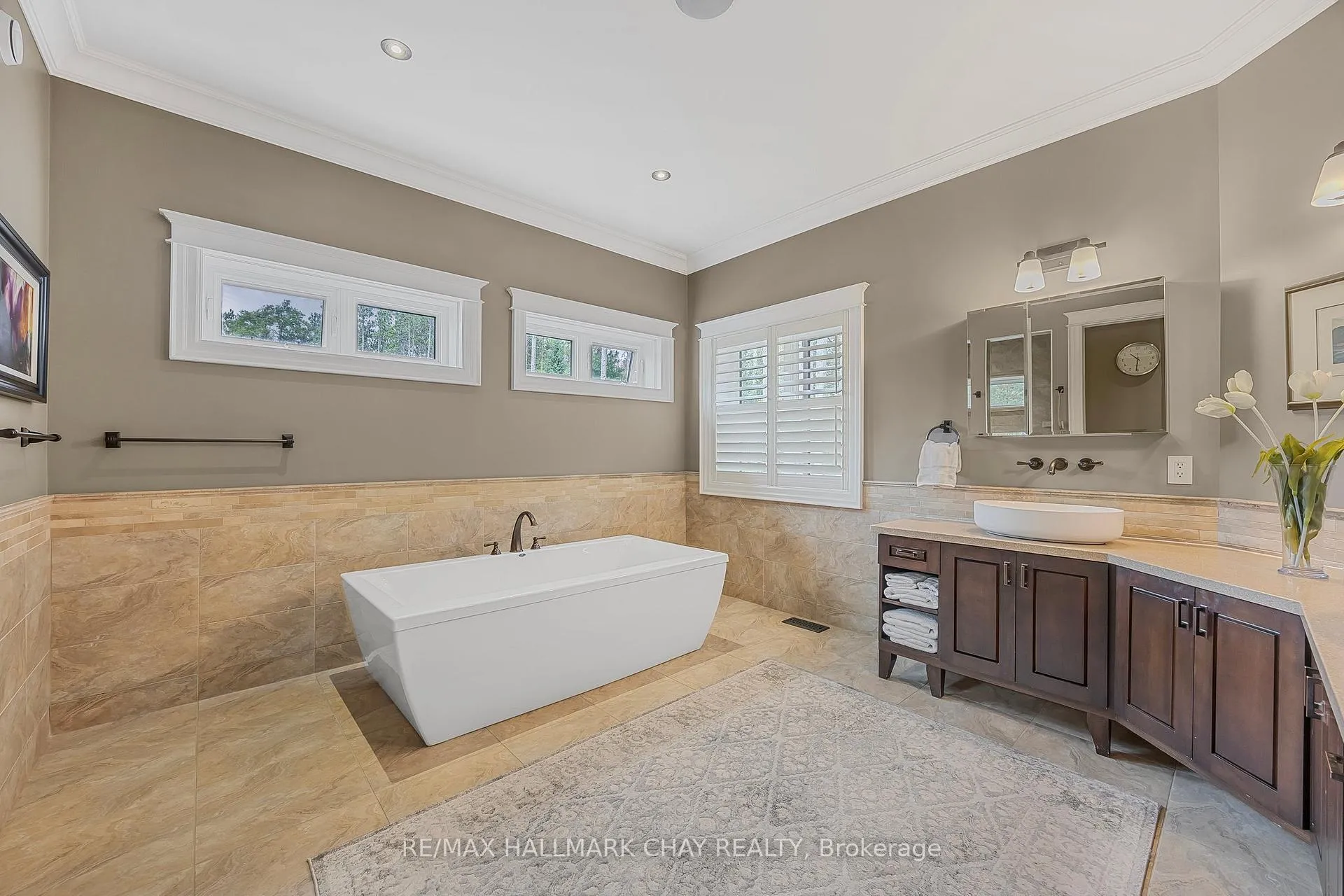 Photo 17 of 36 Lilac Lane, Springwater, Midhurst — HOMEH