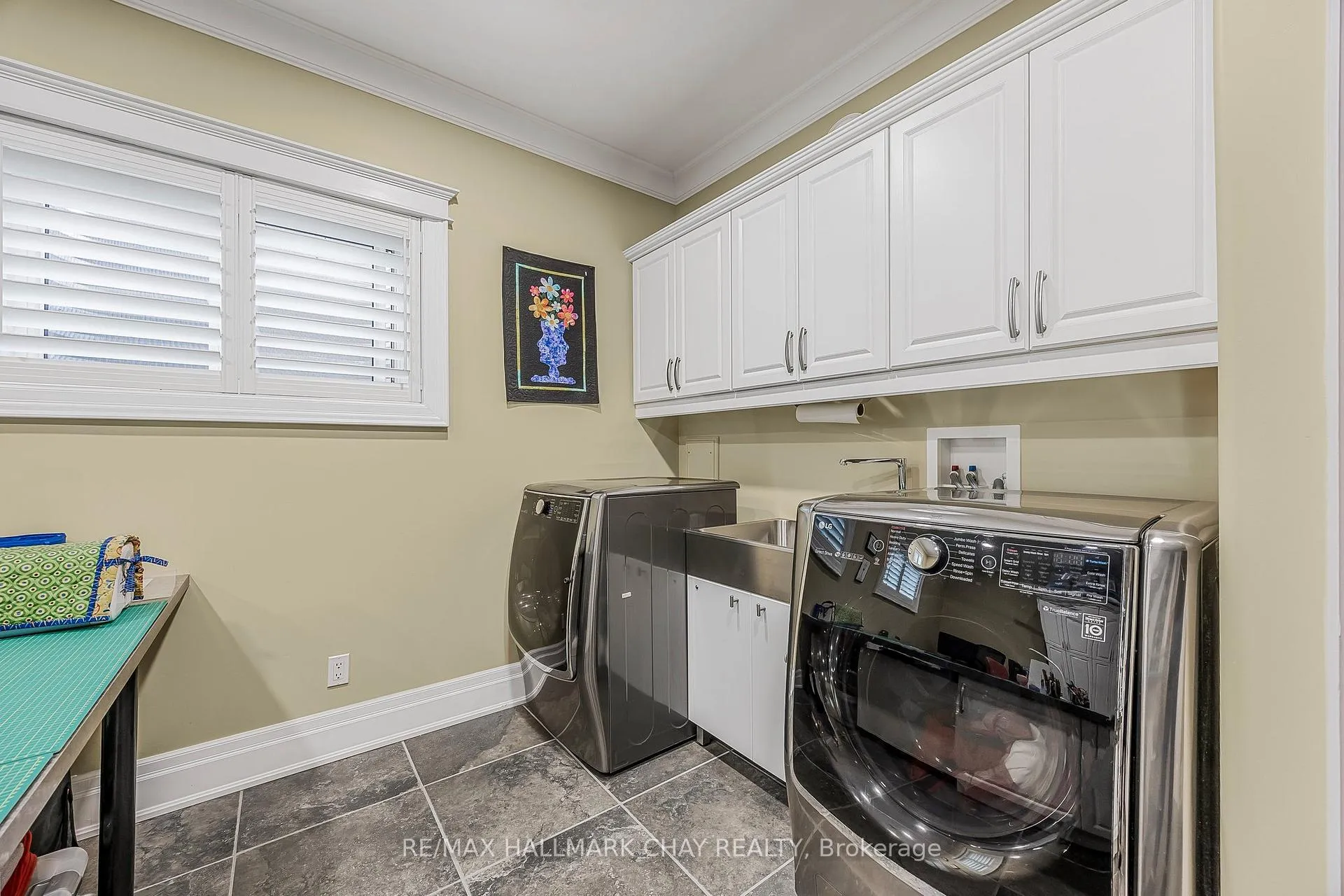 Photo 32 of 36 Lilac Lane, Springwater, Midhurst — HOMEH