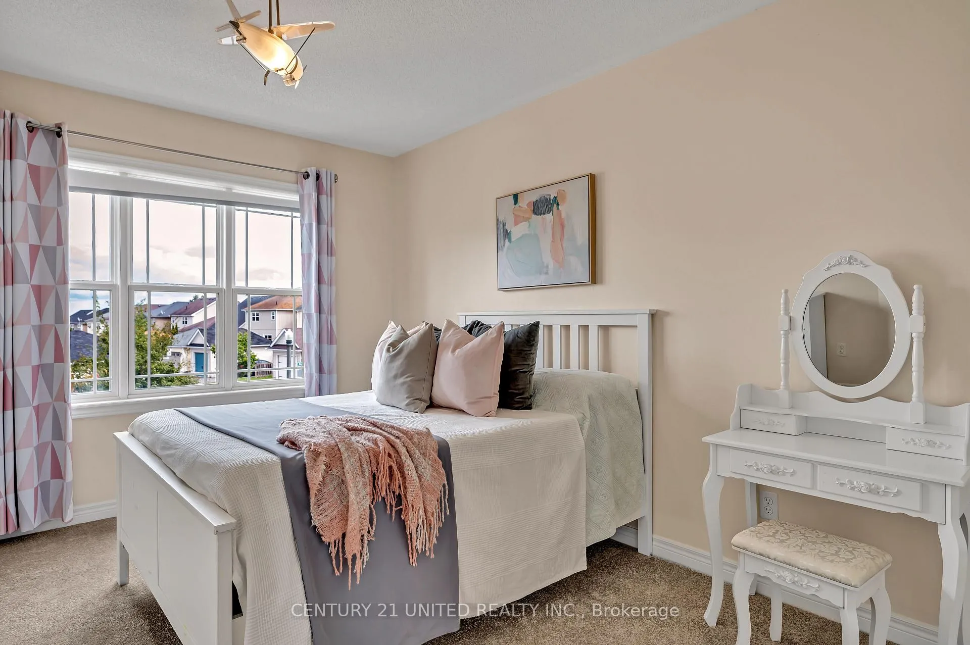 Photo 26 of 194 Bowen Drive, Peterborough, Northcrest Ward 5 — HOMEH