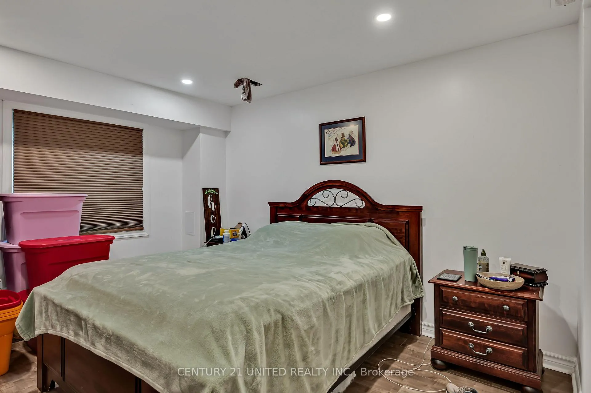 Photo 33 of 194 Bowen Drive, Peterborough, Northcrest Ward 5 — HOMEH