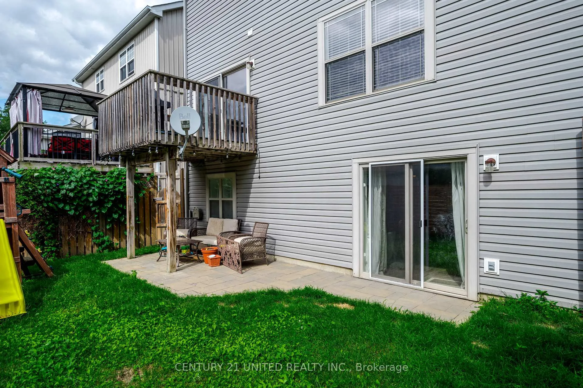 Photo 35 of 194 Bowen Drive, Peterborough, Northcrest Ward 5 — HOMEH