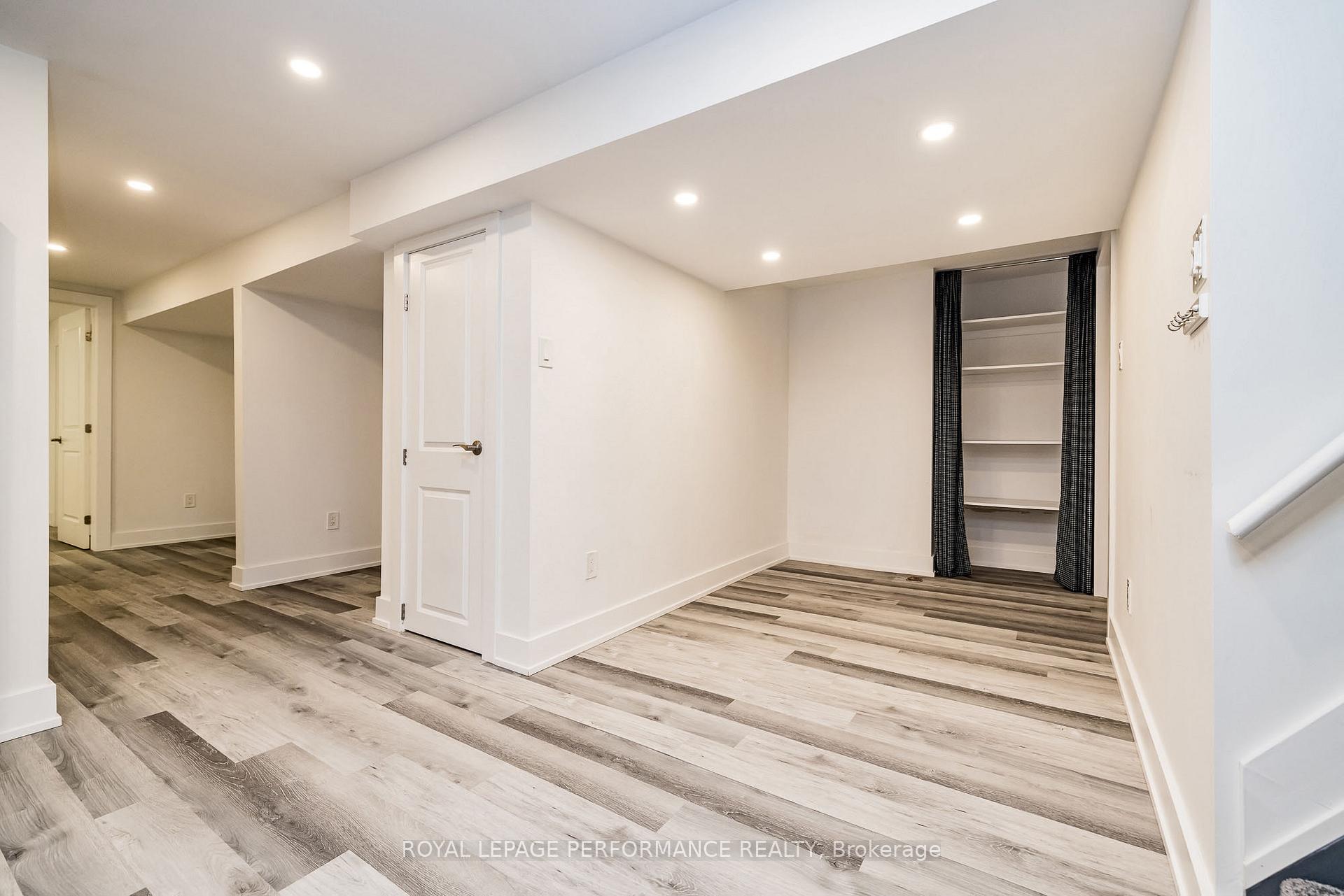 Photo 8 of 36B Largo Crescent, Ottawa, Meadowlands/Crestview — HOMEH