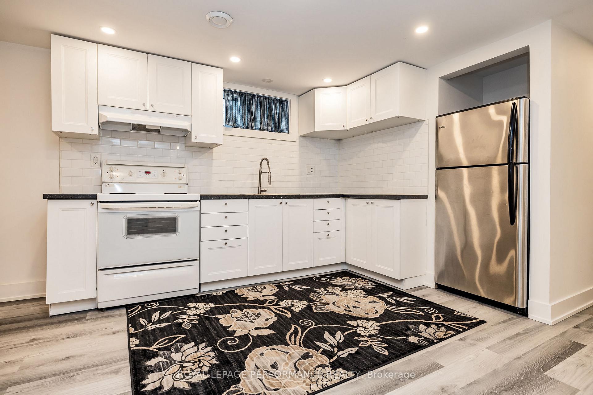 Photo 9 of 36B Largo Crescent, Ottawa, Meadowlands/Crestview — HOMEH