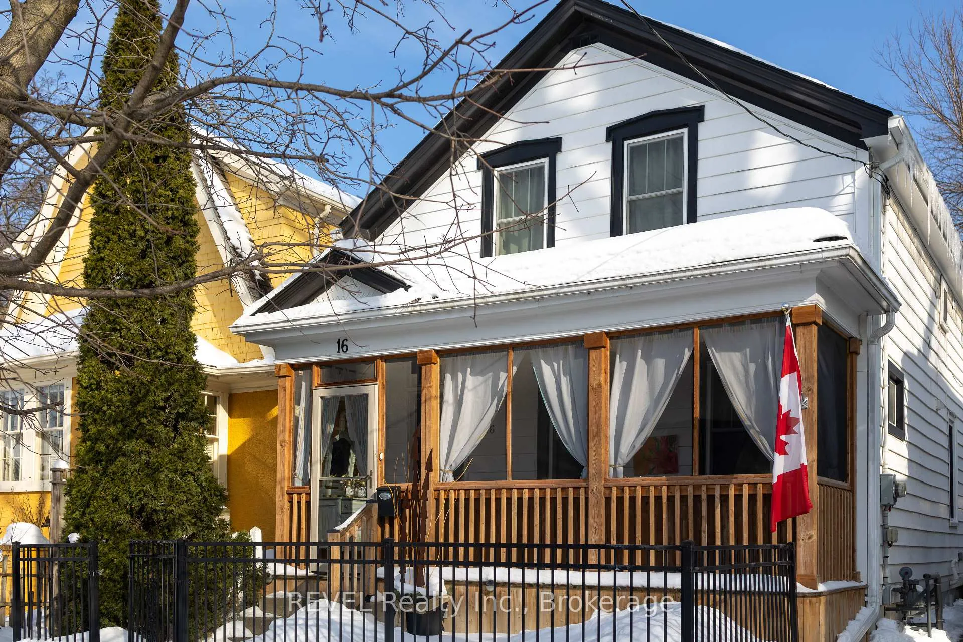 Photo 1 of 16 York Street, St. Catharines, Downtown — HOMEH