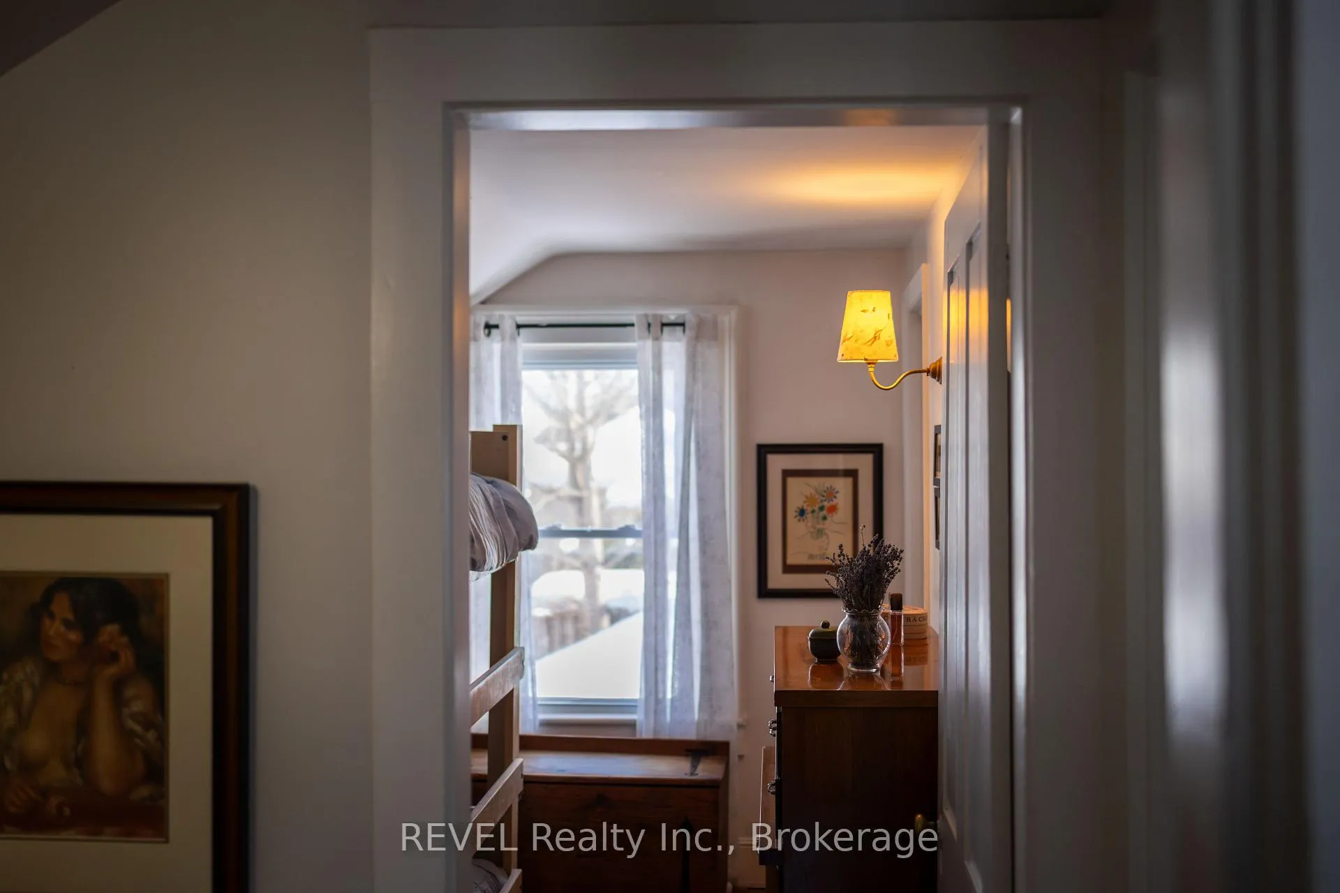 Photo 33 of 16 York Street, St. Catharines, Downtown — HOMEH