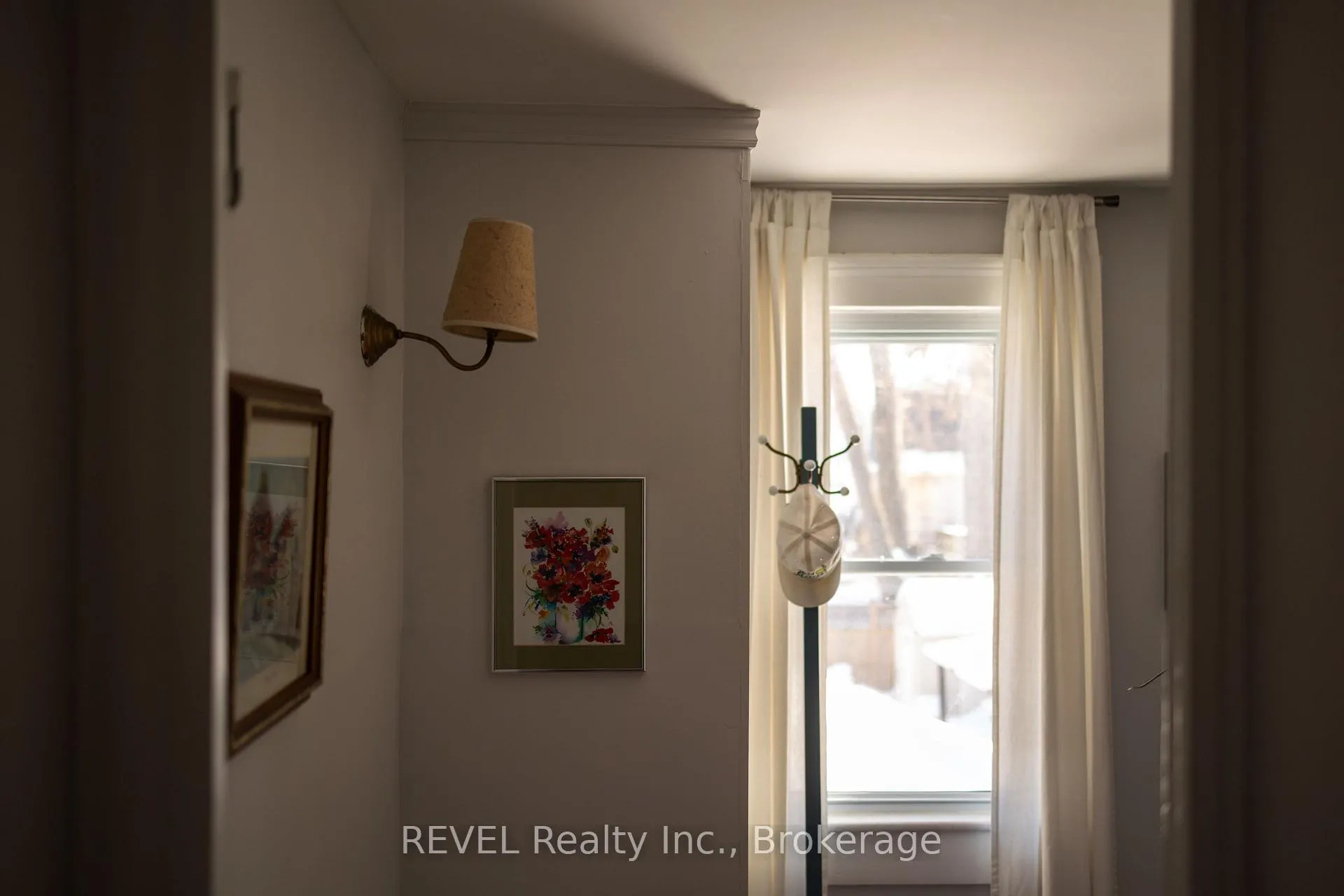 Photo 36 of 16 York Street, St. Catharines, Downtown — HOMEH