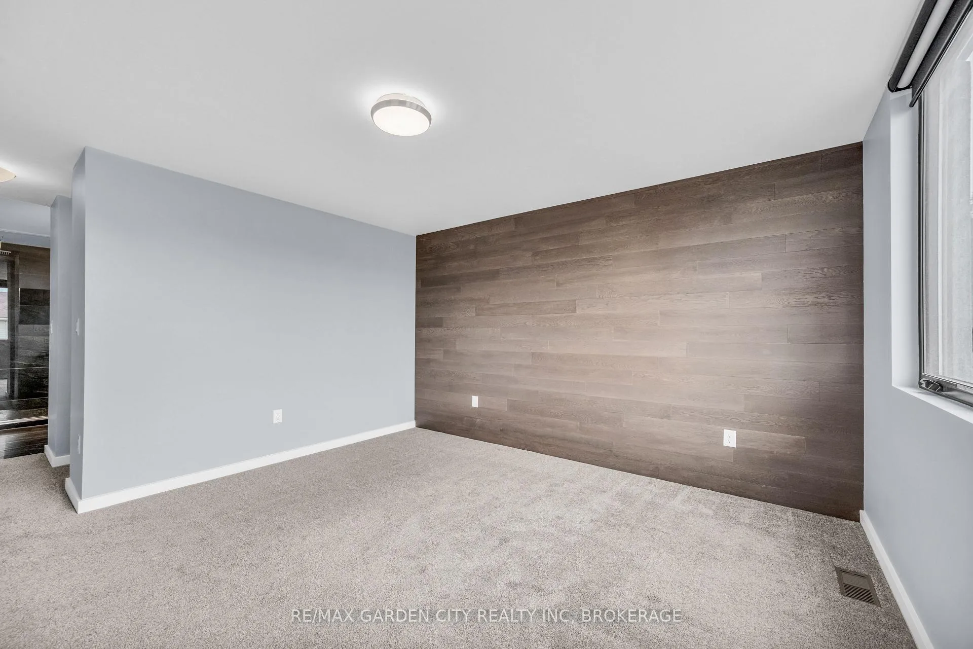 Photo 19 of 12 1/2 Beamer Court, Thorold, Confederation Heights — HOMEH