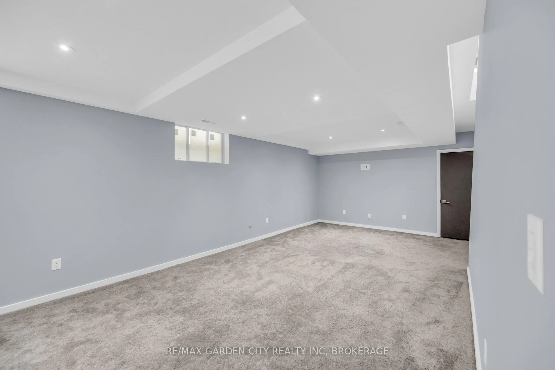 Photo 39 of 12 1/2 Beamer Court, Thorold, Confederation Heights — HOMEH