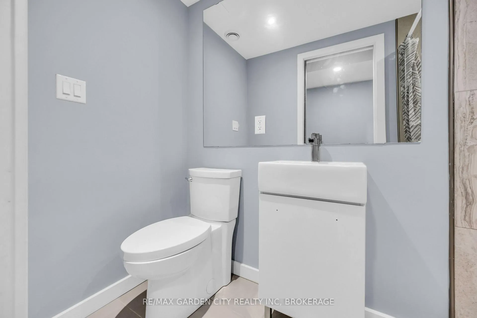 Photo 40 of 12 1/2 Beamer Court, Thorold, Confederation Heights — HOMEH