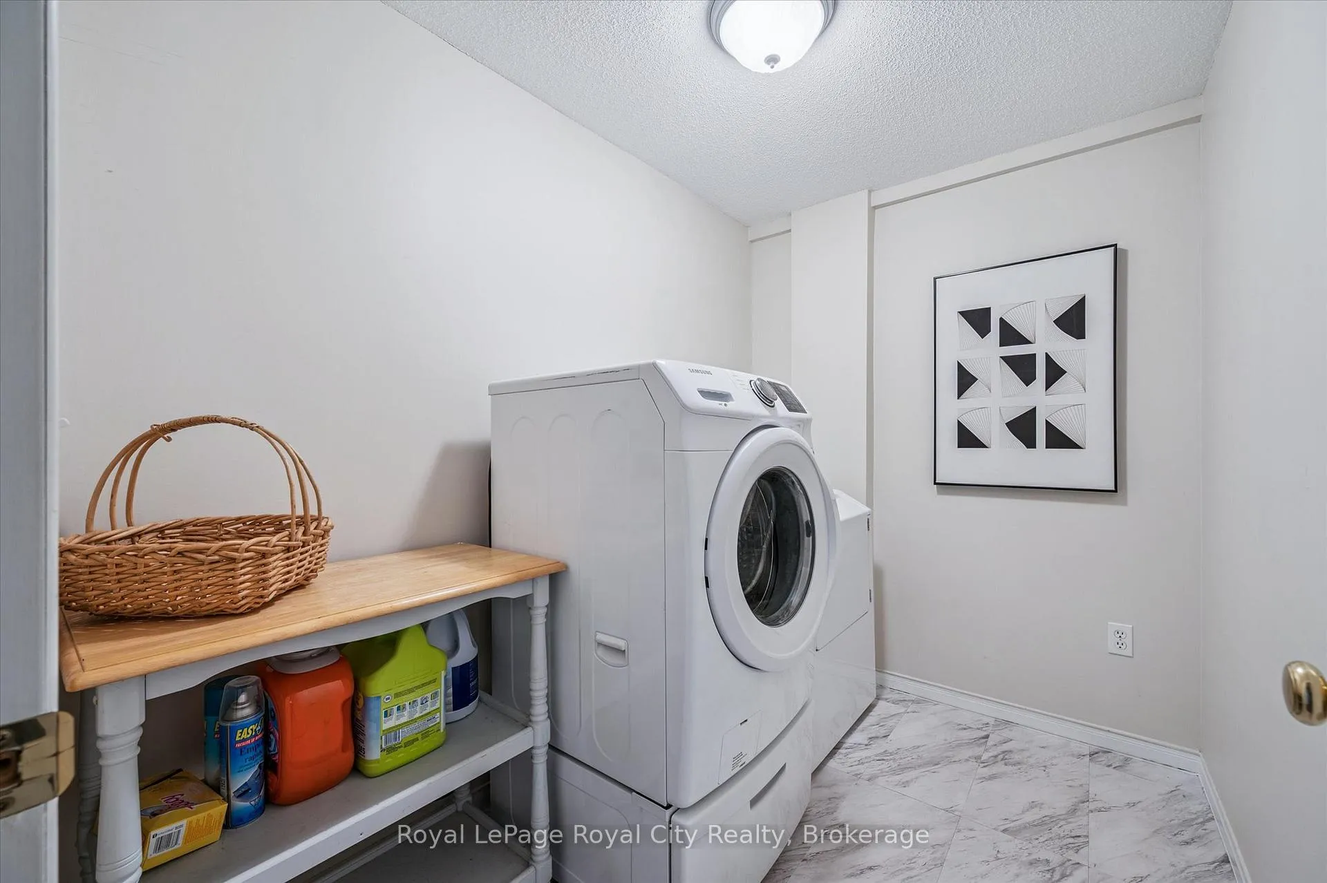 Photo 28 of 2 Buckthorn Crescent, Guelph, Grange Road — HOMEH