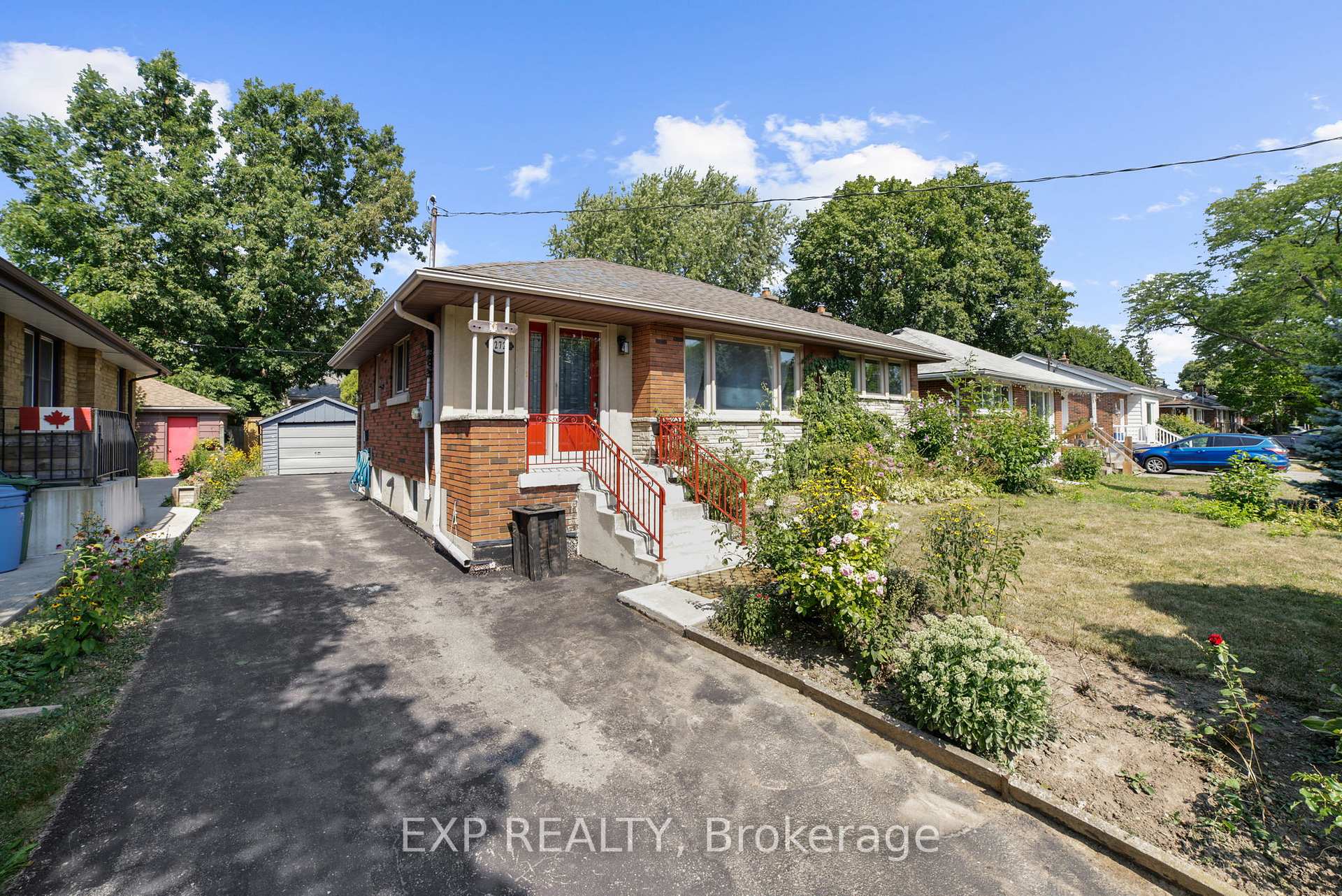 Front of 272 Upper Paradise Road
