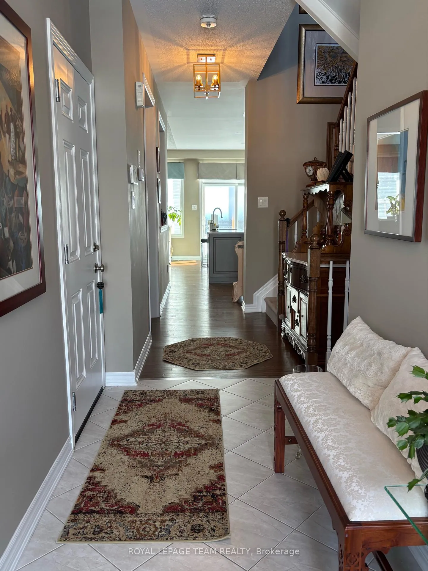 Photo 6 of 979 Shimmerton Circle, Ottawa, Kanata - Emerald Meadows/Trailwest — HOMEH