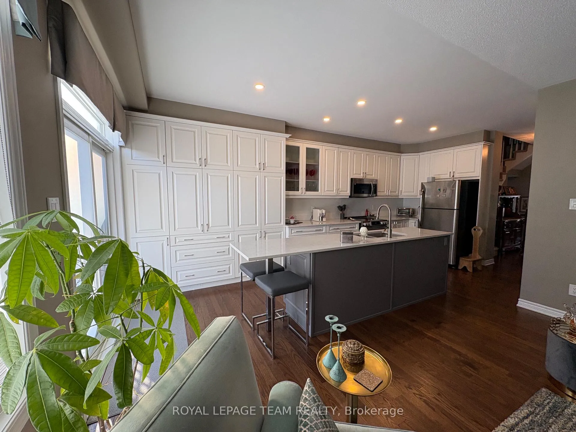Photo 14 of 979 Shimmerton Circle, Ottawa, Kanata - Emerald Meadows/Trailwest — HOMEH