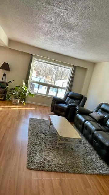 Photo 3 of 66 Alonna Street, Clarington, Bowmanville — HOMEH