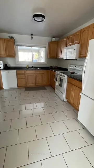 Photo 8 of 66 Alonna Street, Clarington, Bowmanville — HOMEH