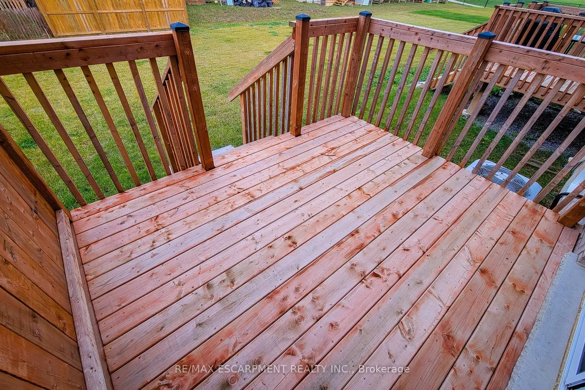 Photo 9 of 111 Alicia Crescent, Thorold, Hurricane/Merrittville — HOMEH
