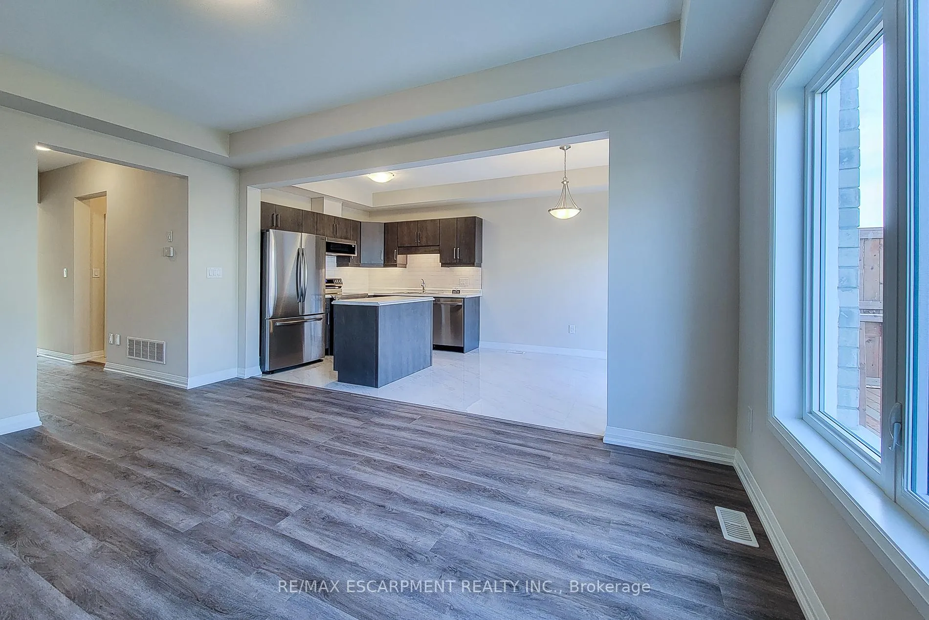 Photo 15 of 111 Alicia Crescent, Thorold, Hurricane/Merrittville — HOMEH
