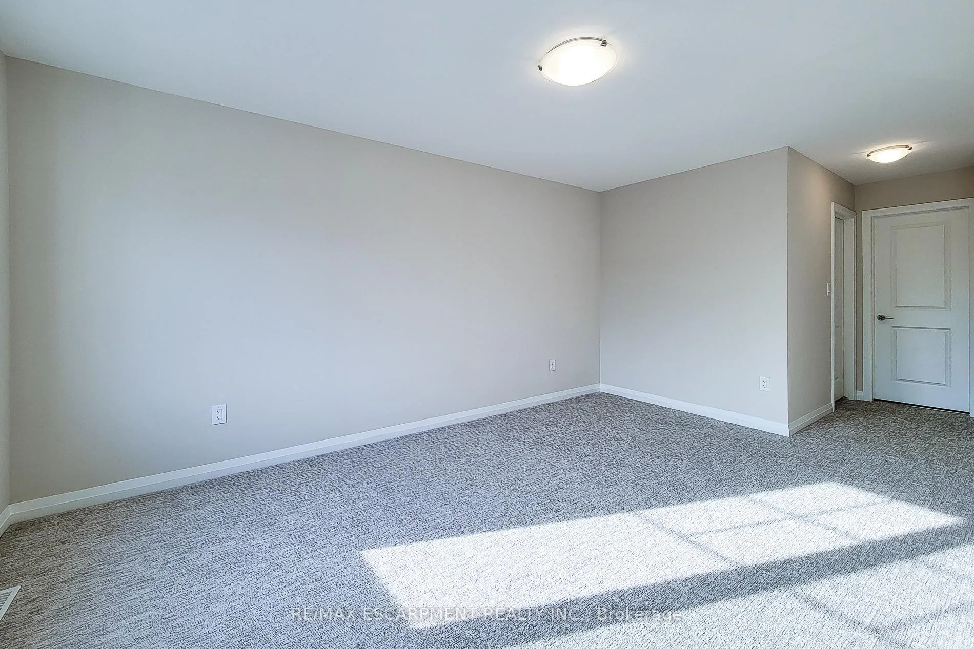 Photo 24 of 111 Alicia Crescent, Thorold, Hurricane/Merrittville — HOMEH