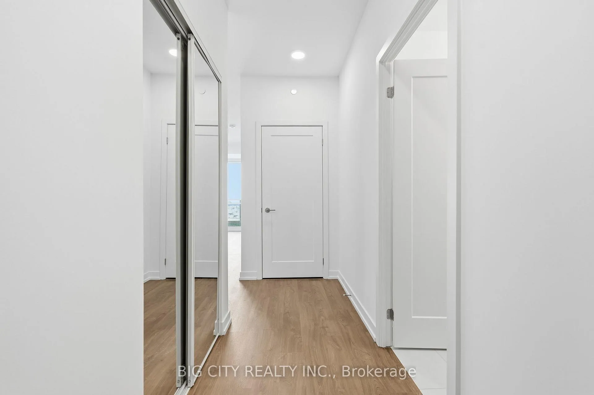 Photo 3 of Unit 1105, 9763 Markham Road, Markham, Greensborough — HOMEH