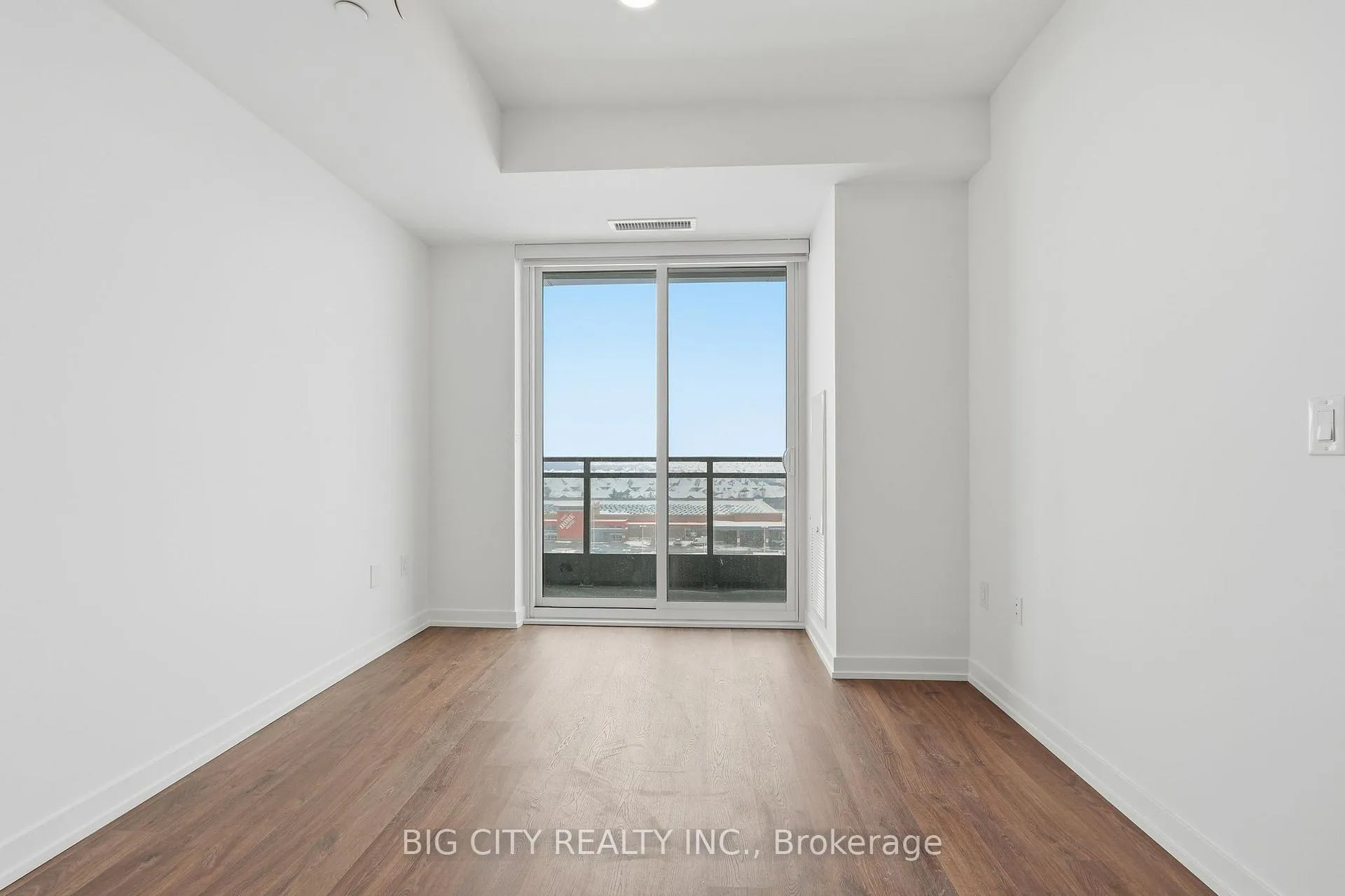 Photo 10 of Unit 1105, 9763 Markham Road, Markham, Greensborough — HOMEH