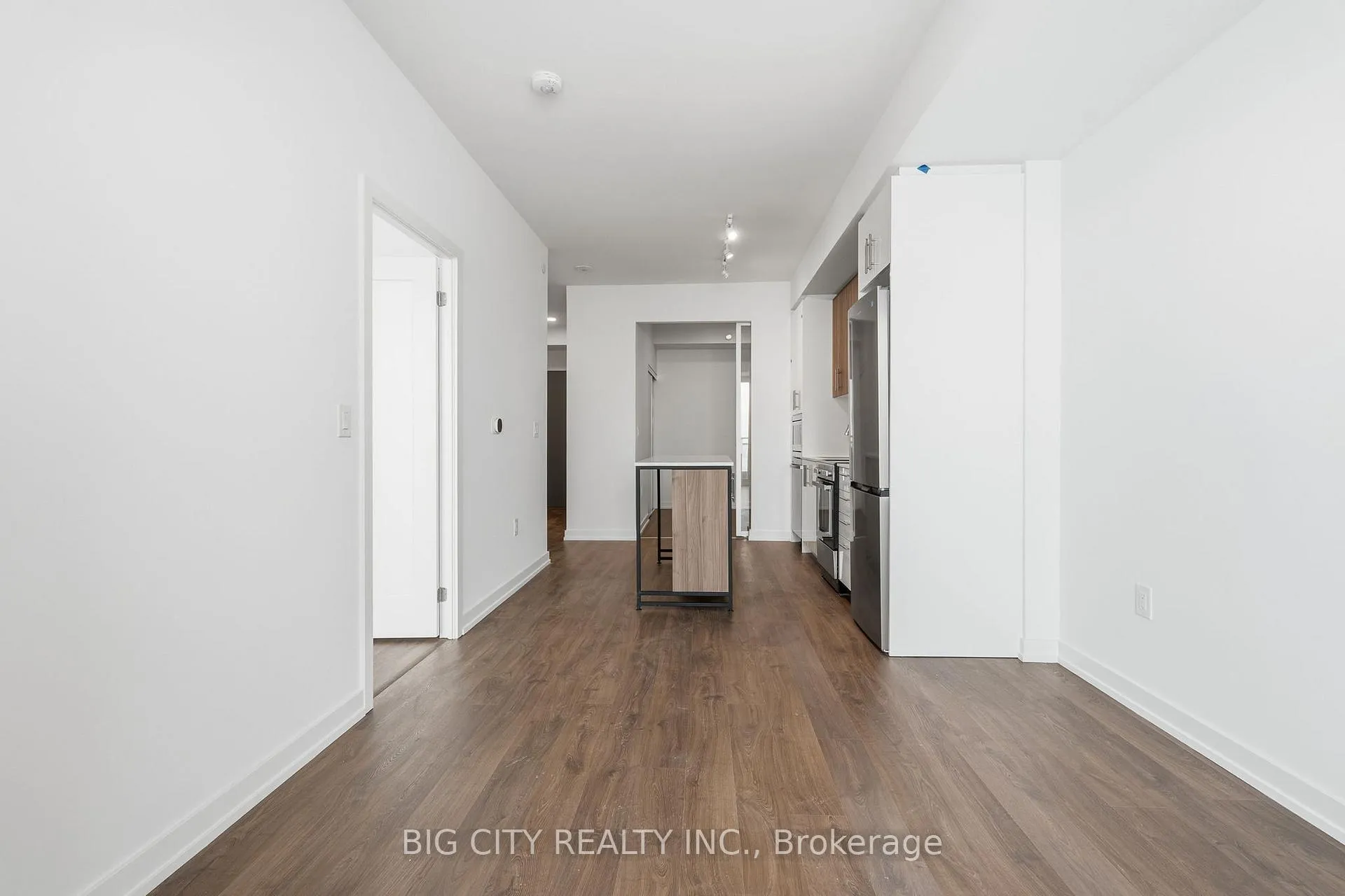 Photo 12 of Unit 1105, 9763 Markham Road, Markham, Greensborough — HOMEH