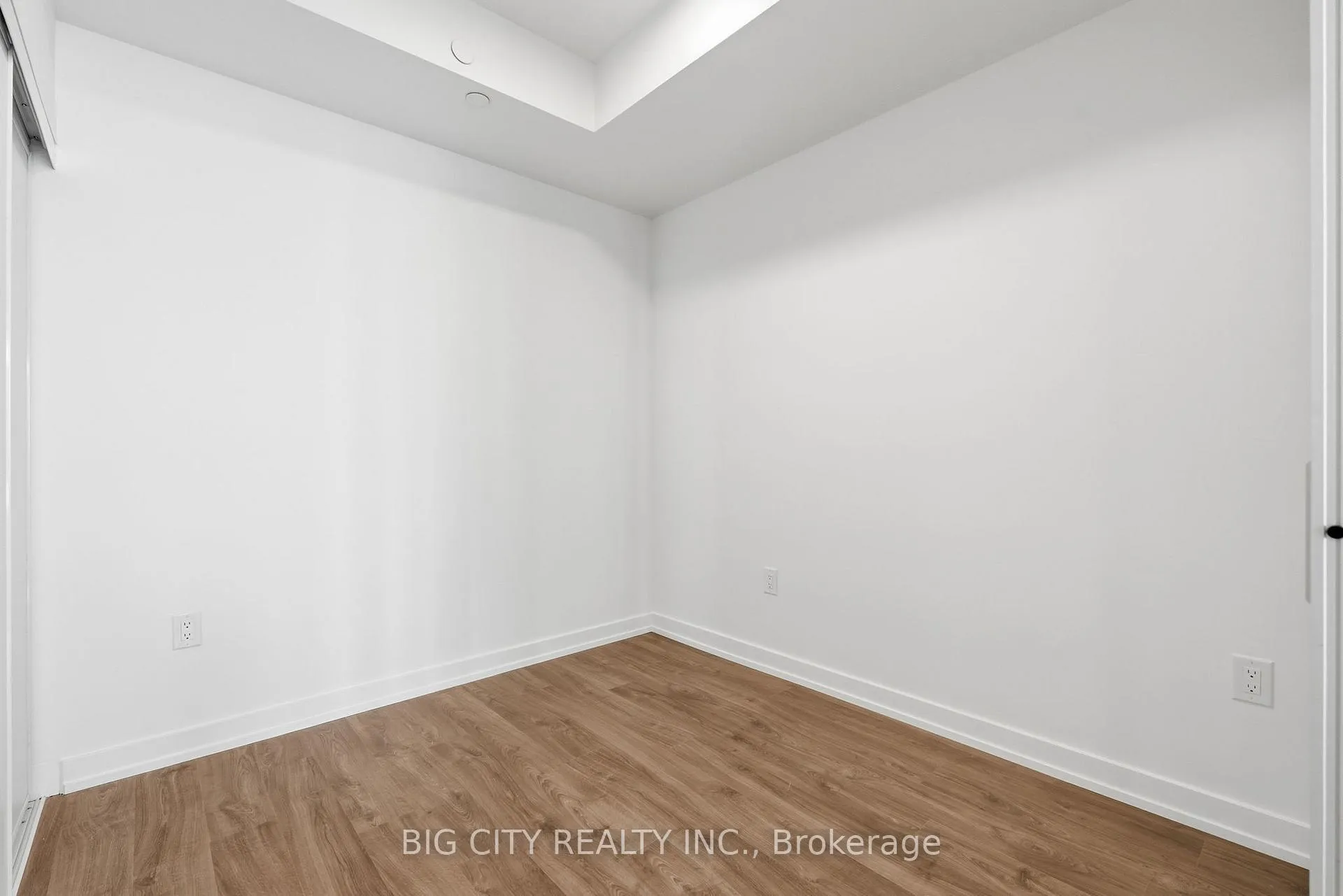 Photo 17 of Unit 1105, 9763 Markham Road, Markham, Greensborough — HOMEH