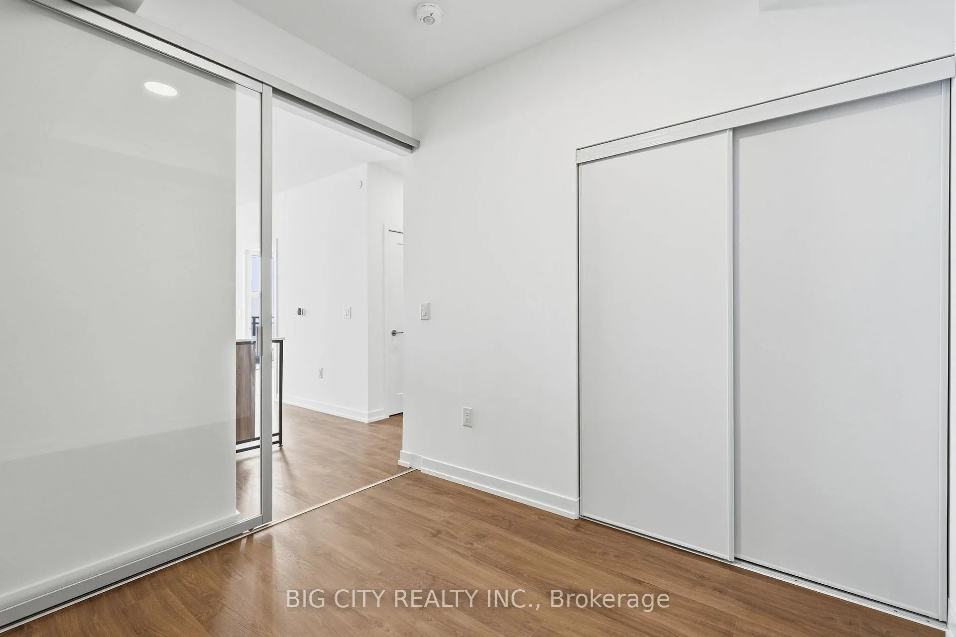 Photo 18 of Unit 1105, 9763 Markham Road, Markham, Greensborough — HOMEH