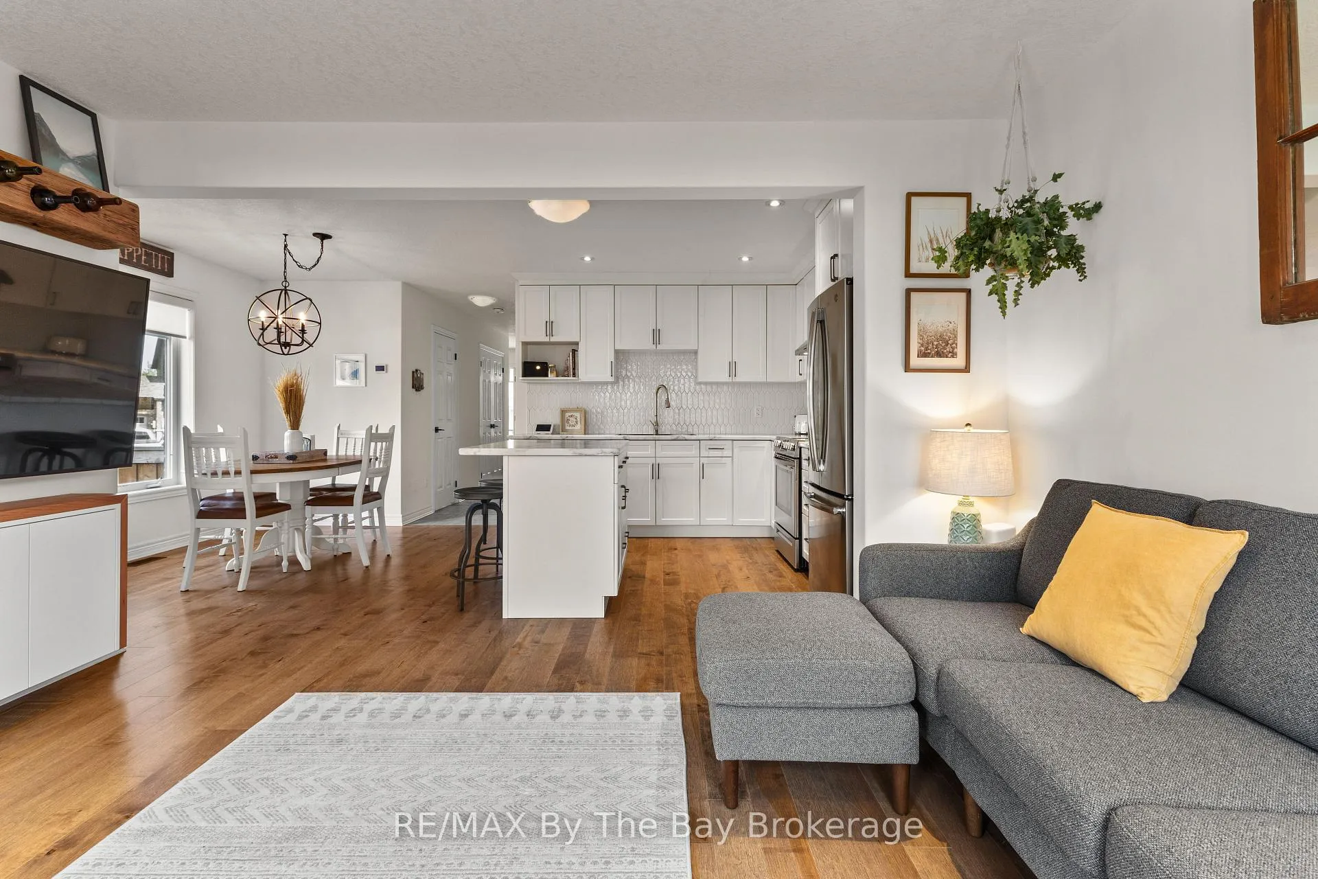 Photo 16 of 15 Foley Crescent, Collingwood — HOMEH