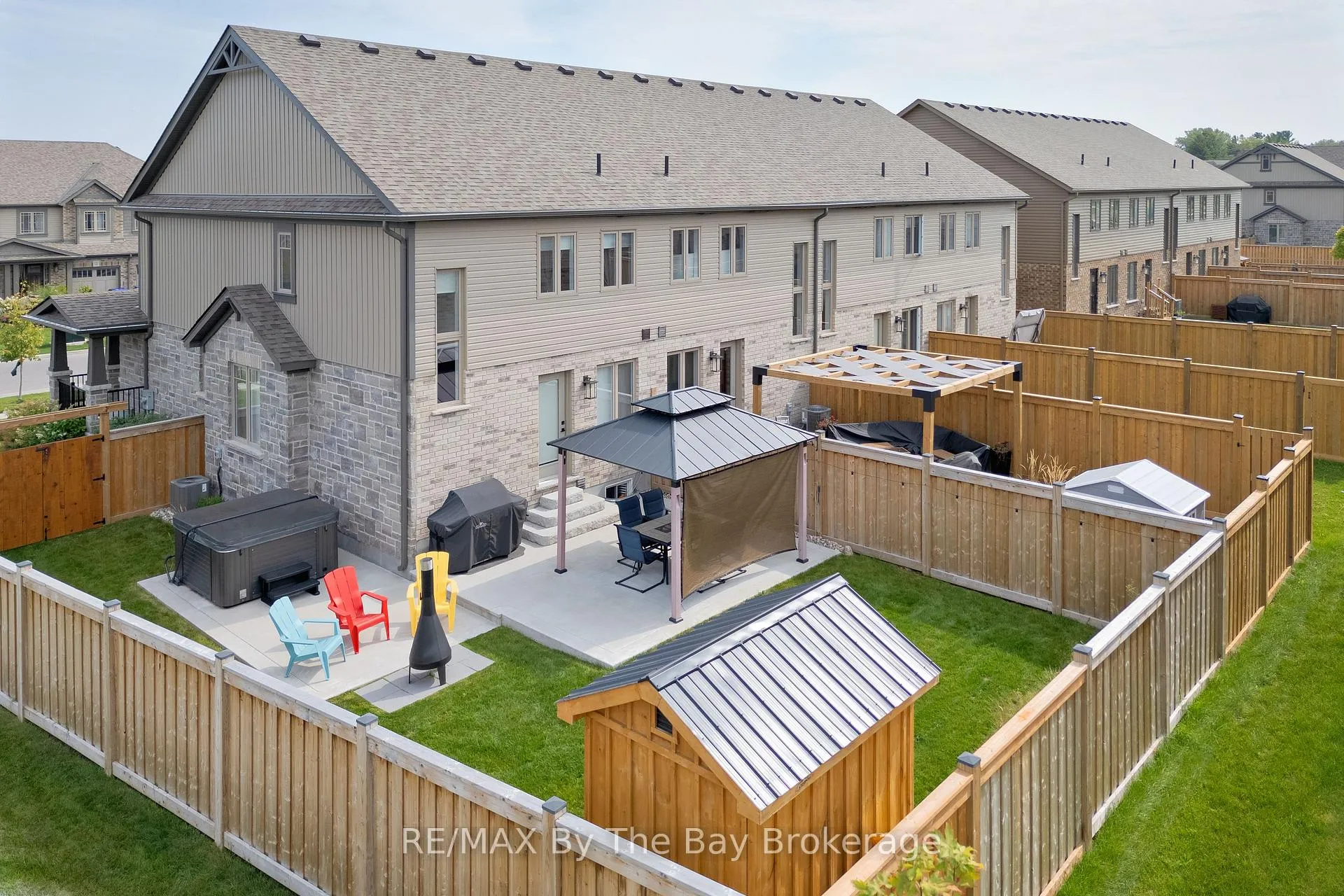 Photo 32 of 15 Foley Crescent, Collingwood — HOMEH