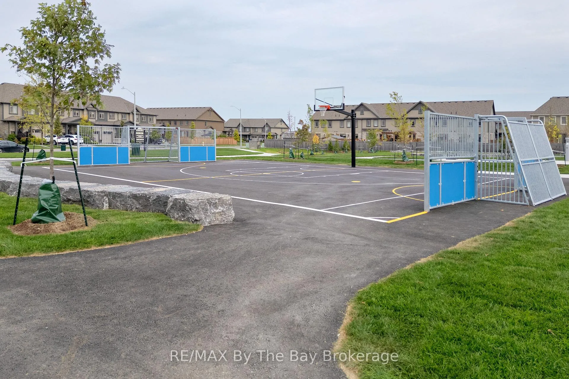 Photo 44 of 15 Foley Crescent, Collingwood — HOMEH