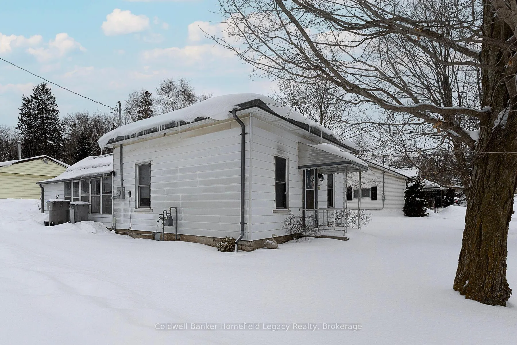 Photo 3 of 36 Thomas Street, St. Marys — HOMEH