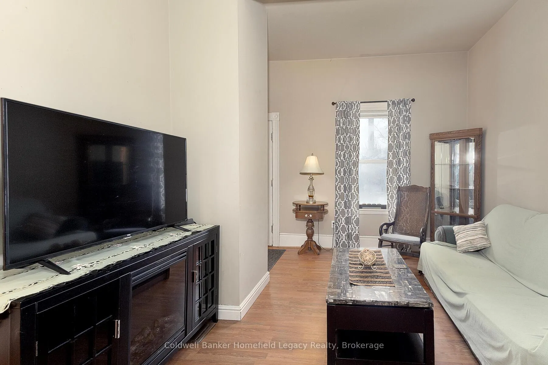 Photo 11 of 36 Thomas Street, St. Marys — HOMEH
